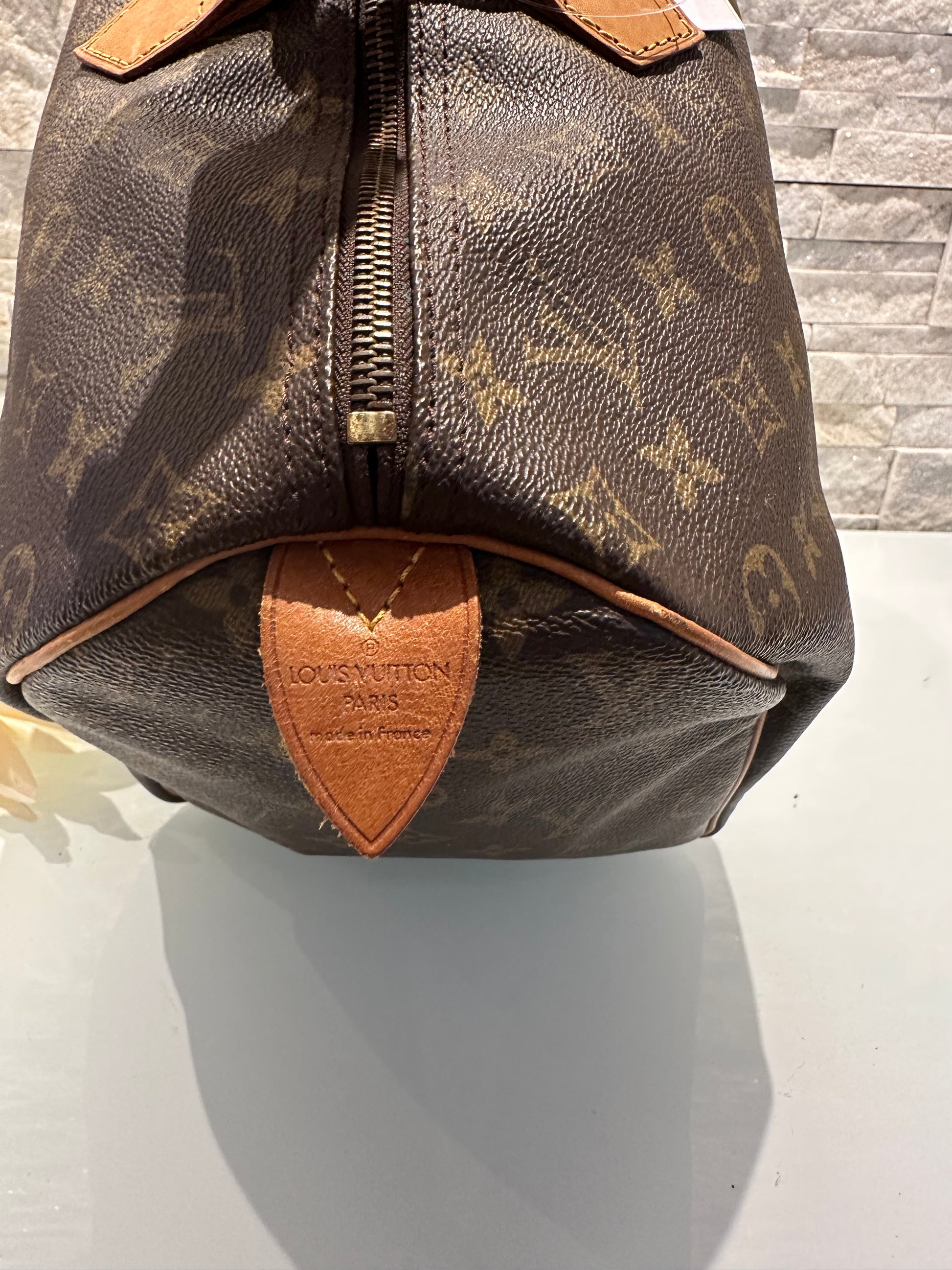 Louis Vuitton Speedy 40