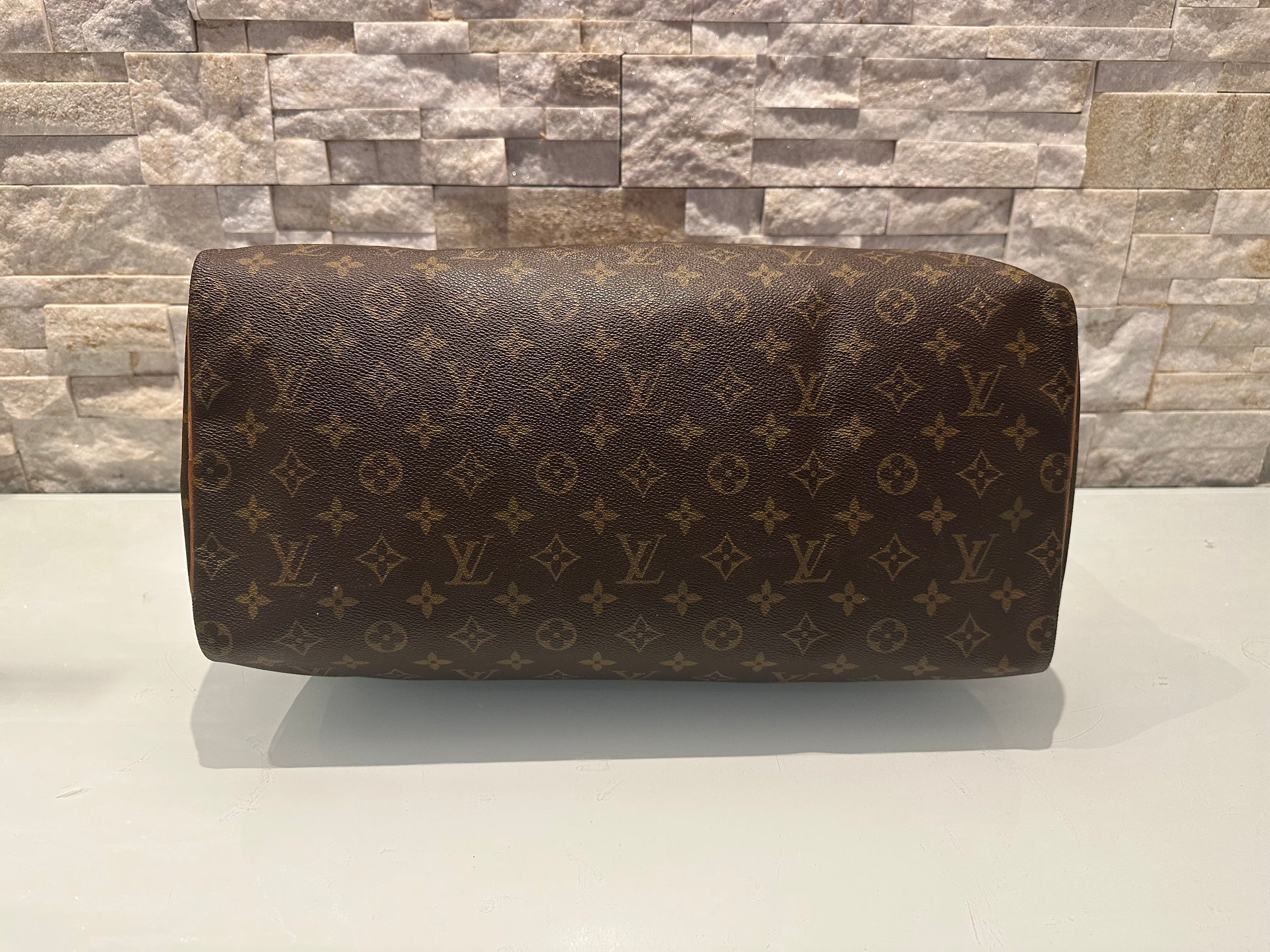 Louis Vuitton Speedy 40