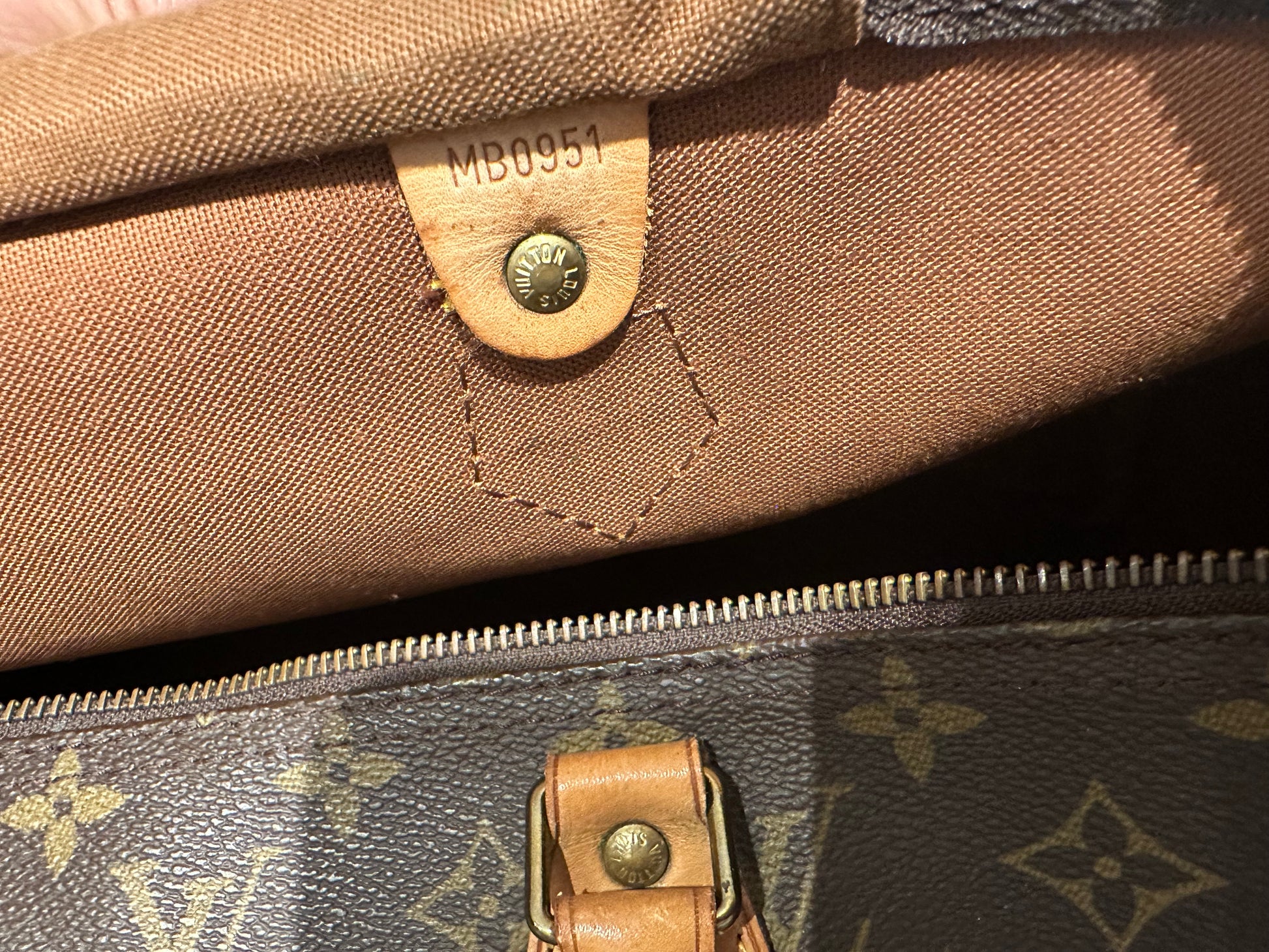 Louis Vuitton Speedy 40