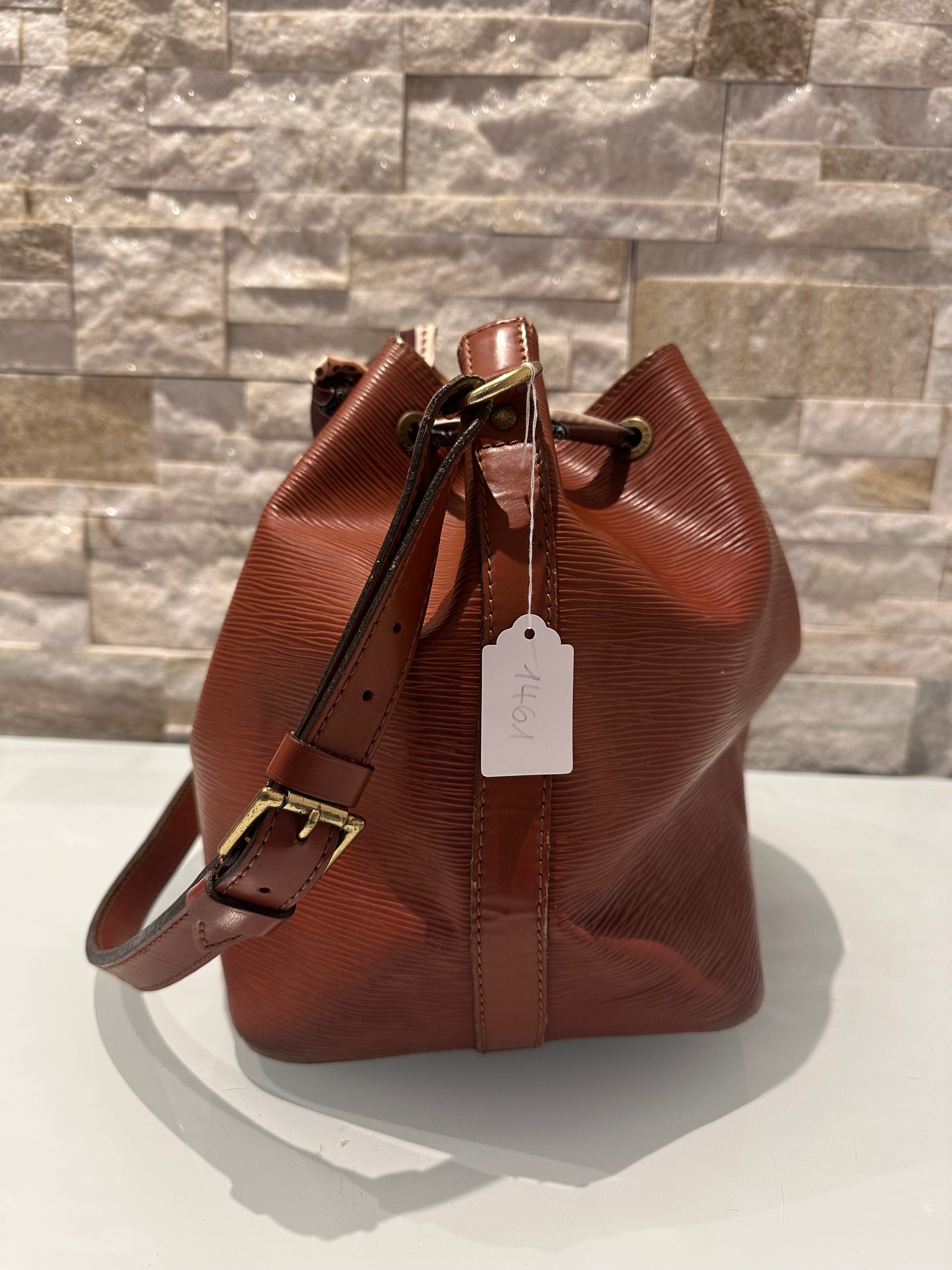 Louis Vuitton Petit Noe Epi