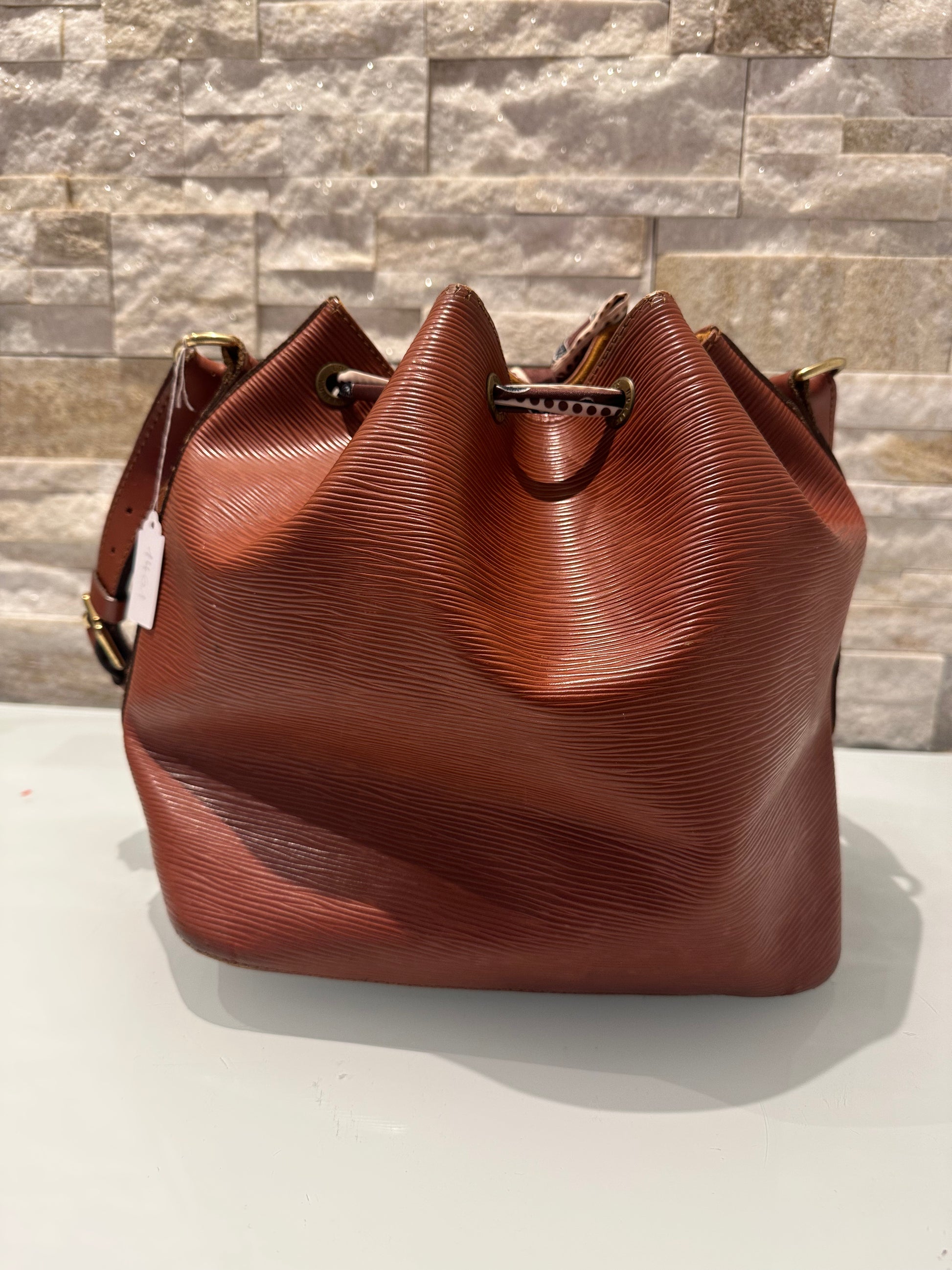 Louis Vuitton Petit Noe Epi