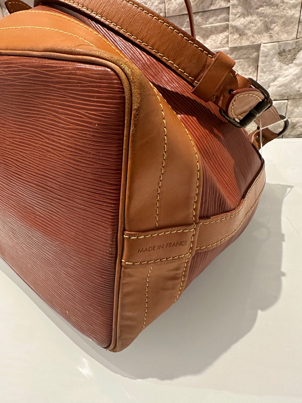 Louis Vuitton Grand Noe Epi