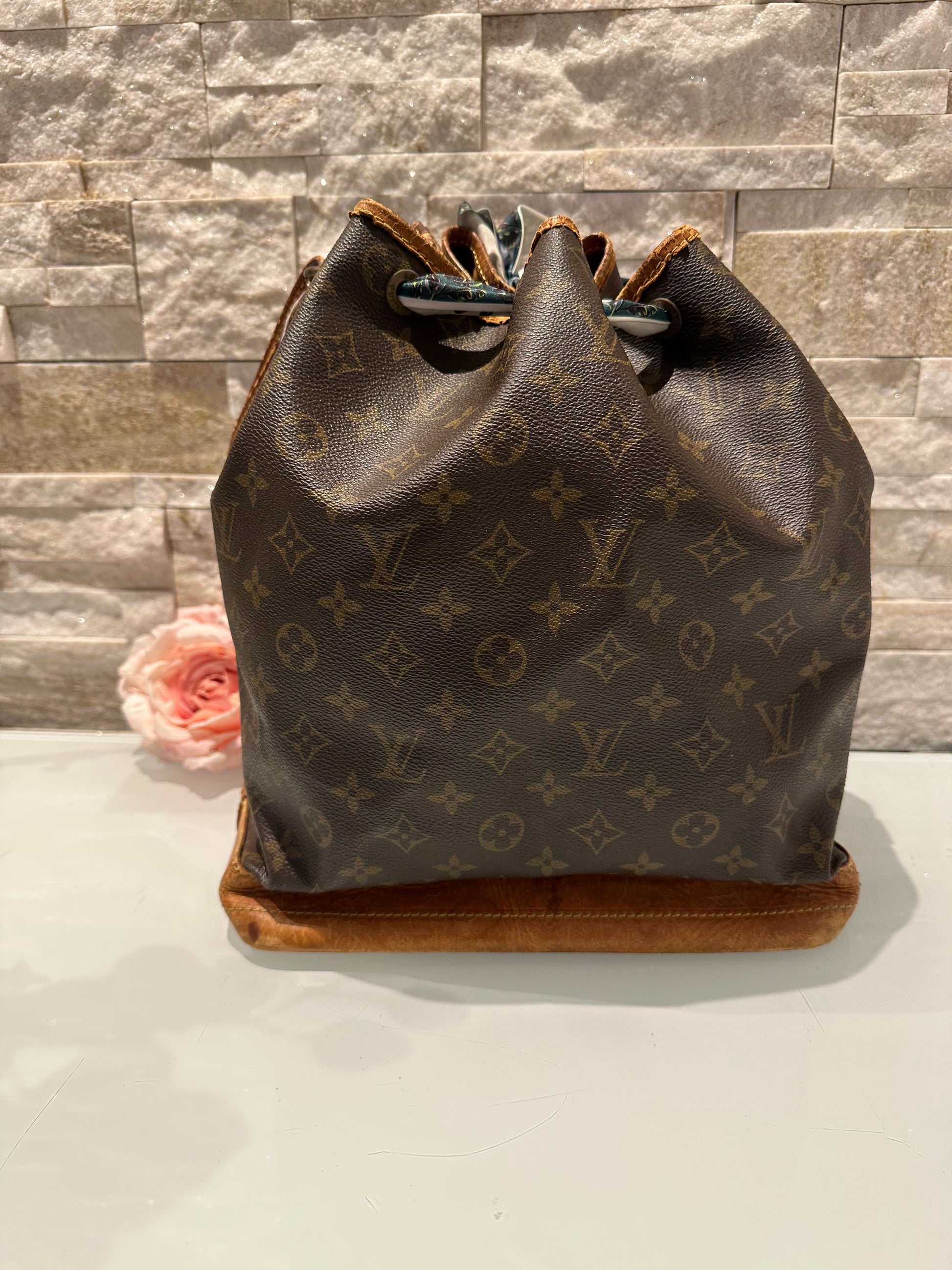 Louis Vuitton Grand Noe Canvas