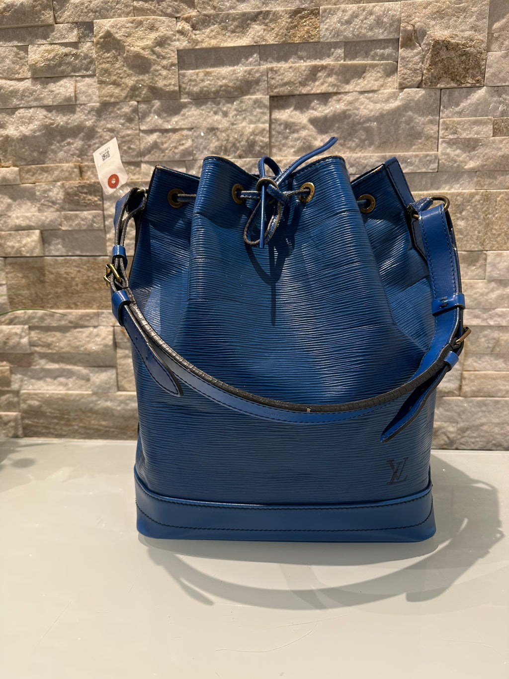 Louis Vuitton Grand Noe Epi