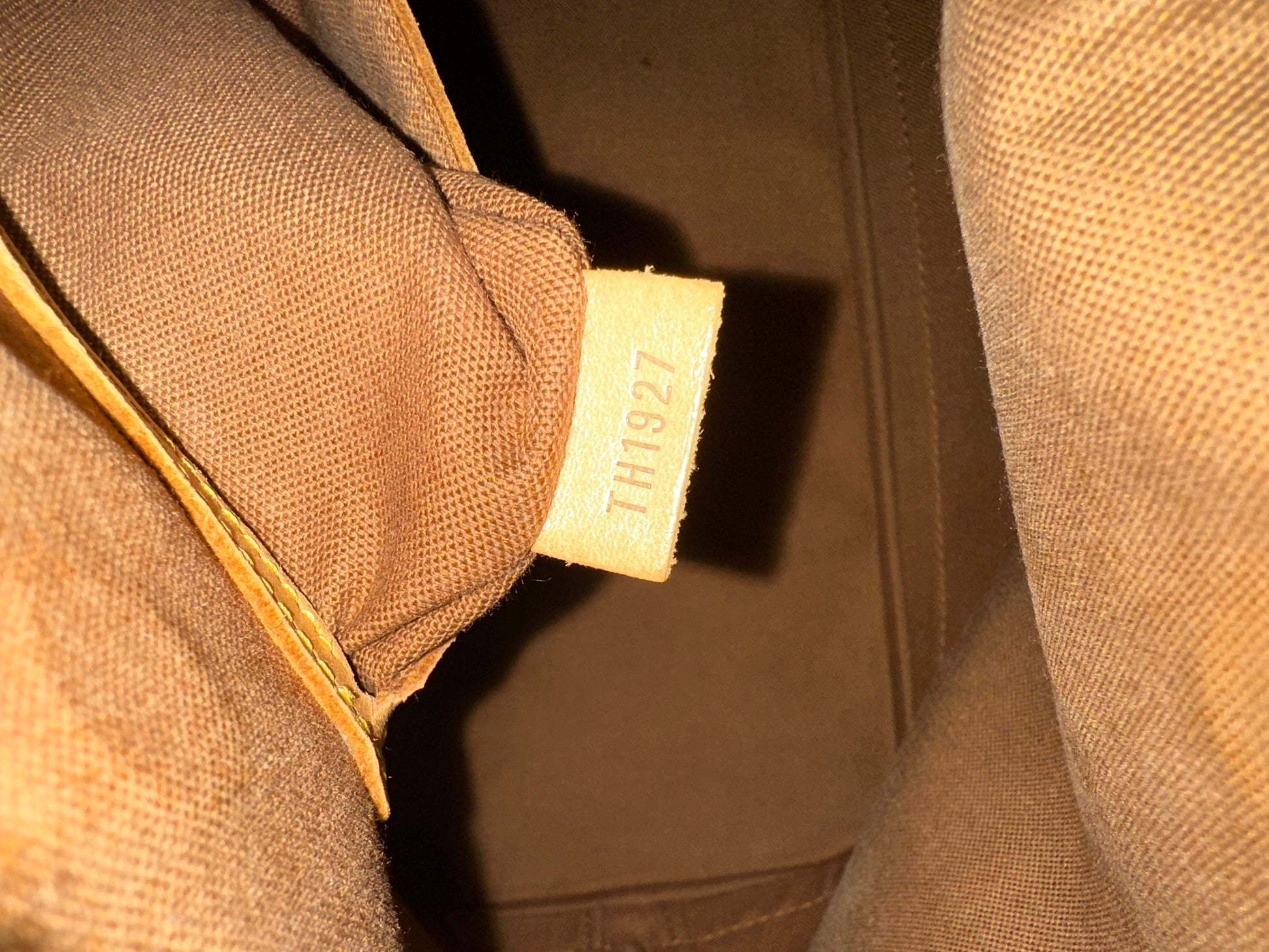 Louis Vuitton Alma Canvs Handtasche