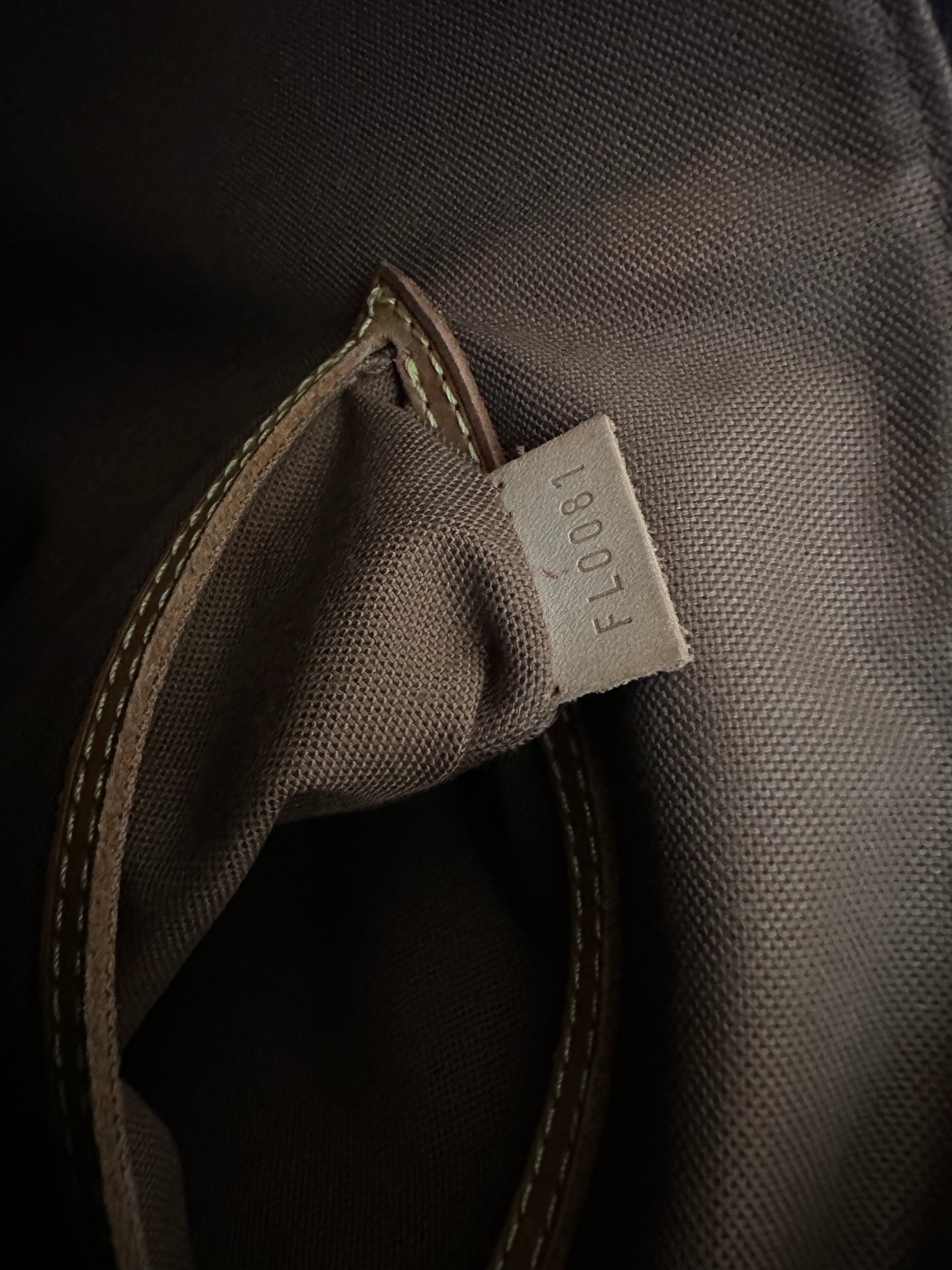 Louis Vuitton Alma Canvs Handtasche