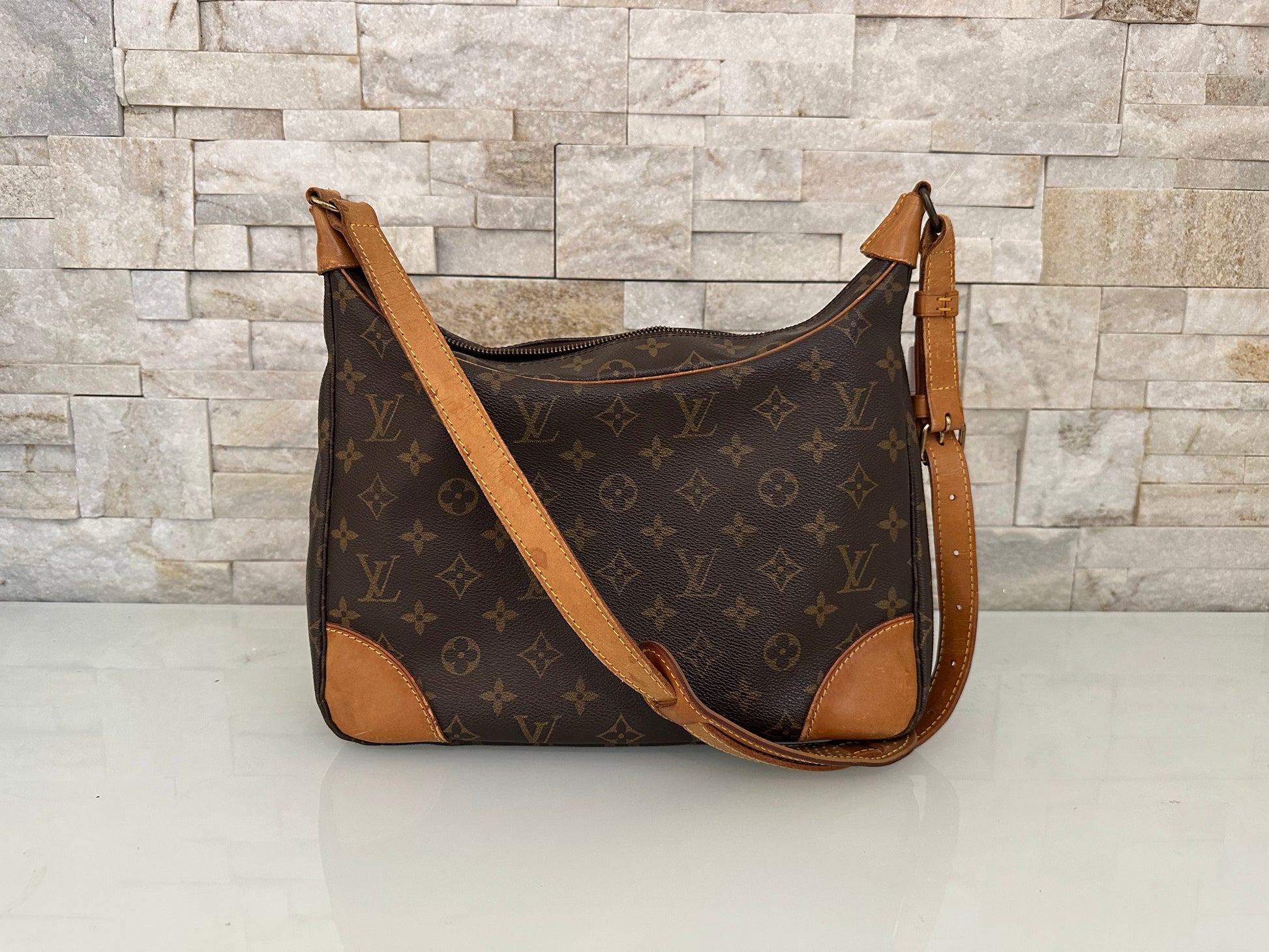 Louis Vuitton Boulogne Canvs Schultertasche
