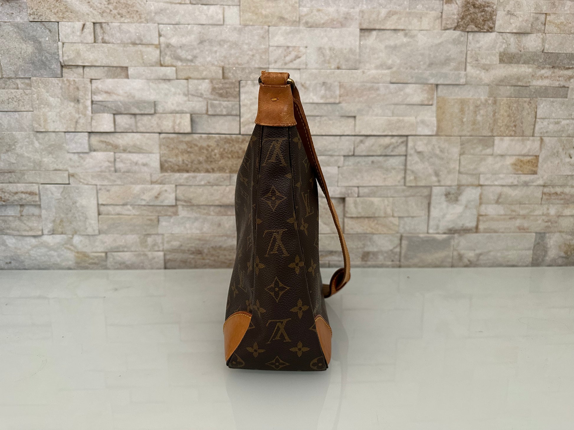 Louis Vuitton Boulogne Canvs Schultertasche
