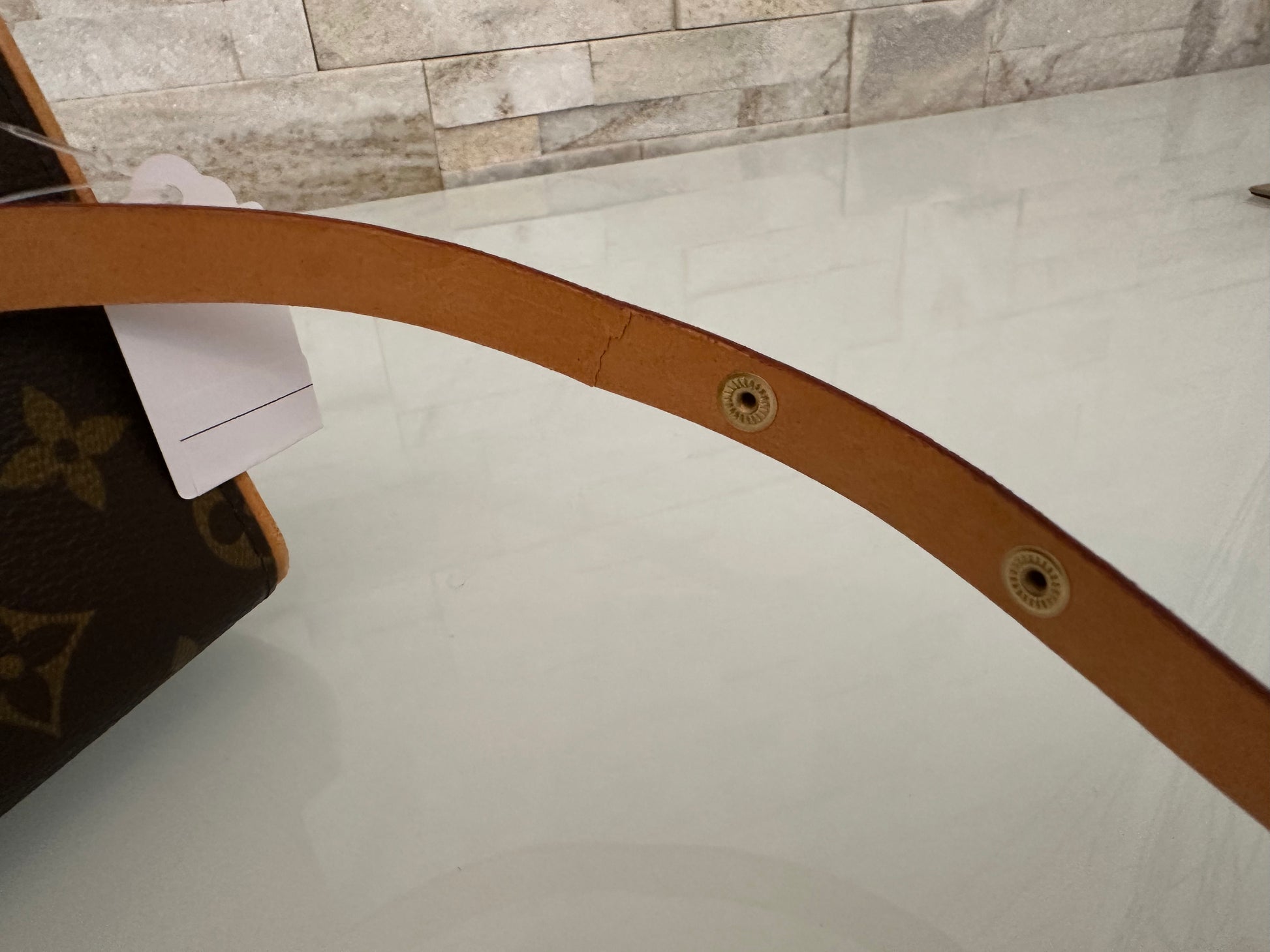 Vuitton Florentine Canvas Bauchtasche