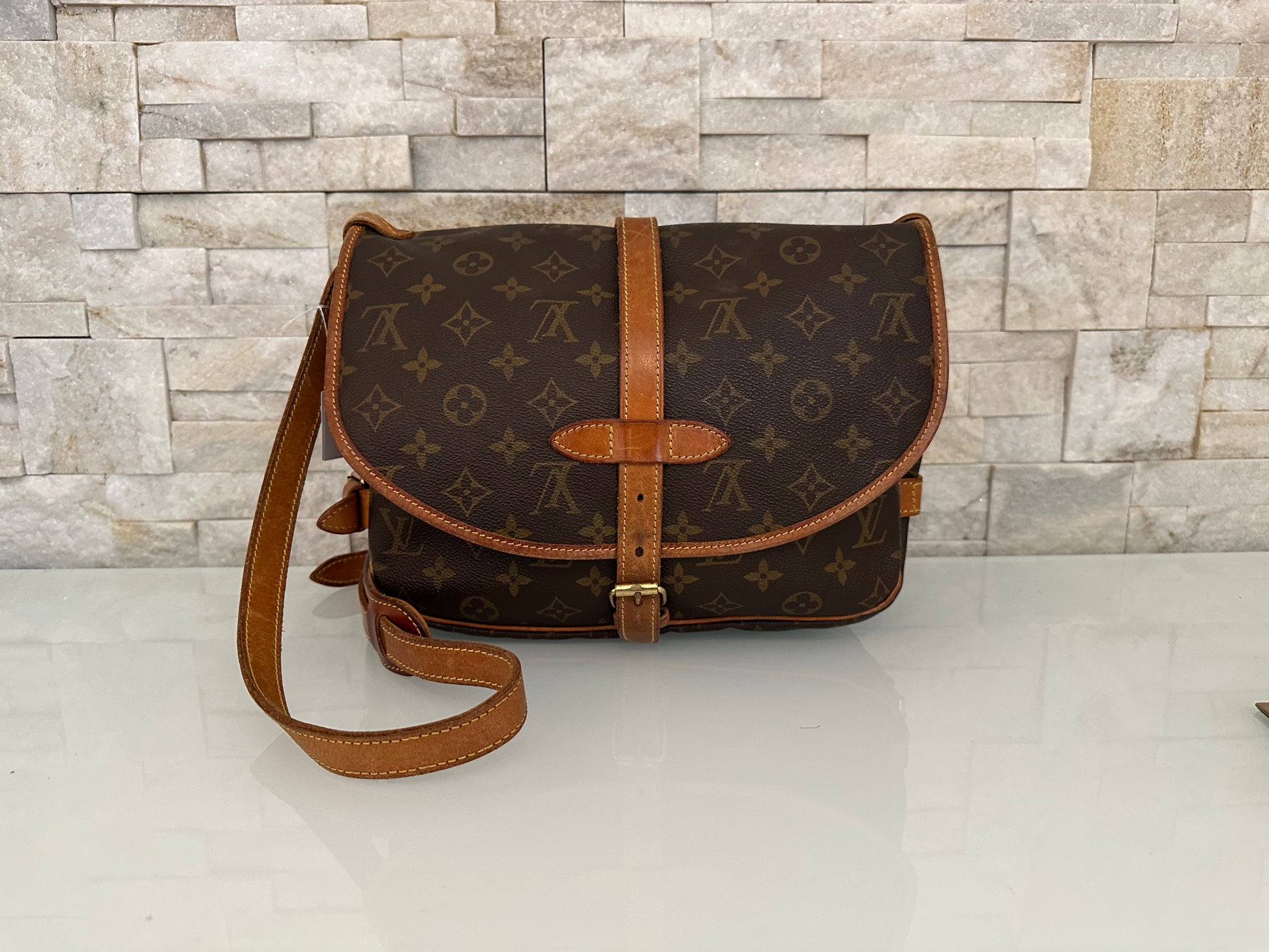 Vuitton Saumur 30 Canvas Tasche