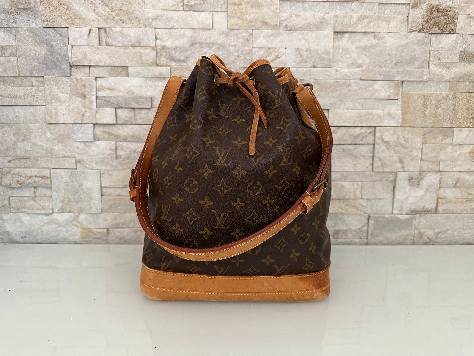Louis Vuitton Grand Noe Canvas