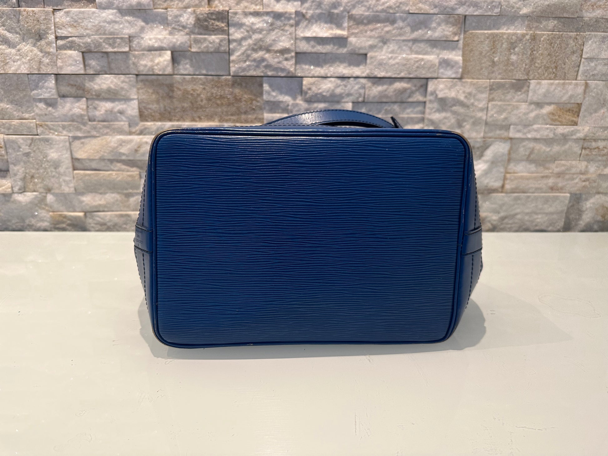Louis Vuitton Grand Noe Epi