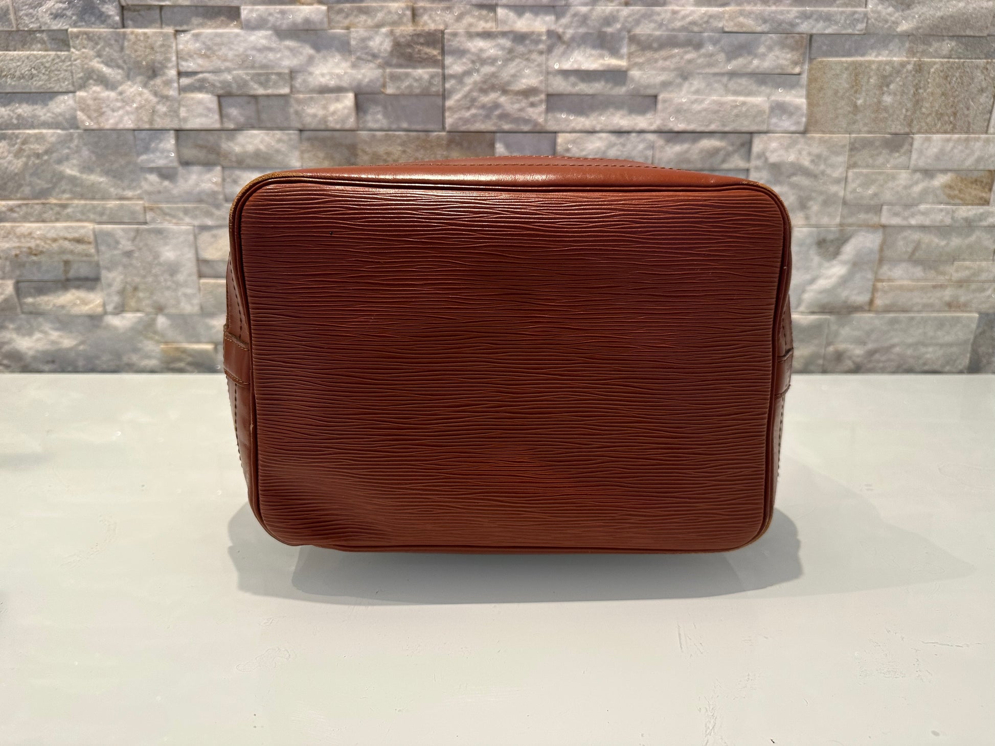 Louis Vuitton Grand Noe Epi