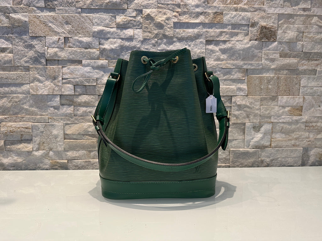 Louis Vuitton Grand Noe Epi