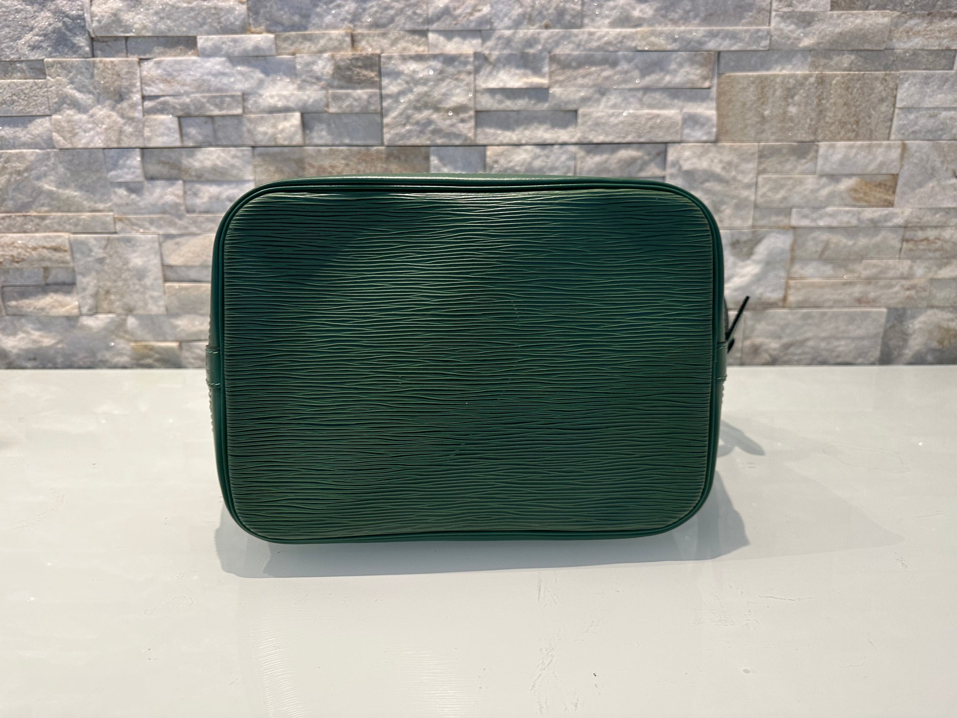 Louis Vuitton Grand Noe Epi