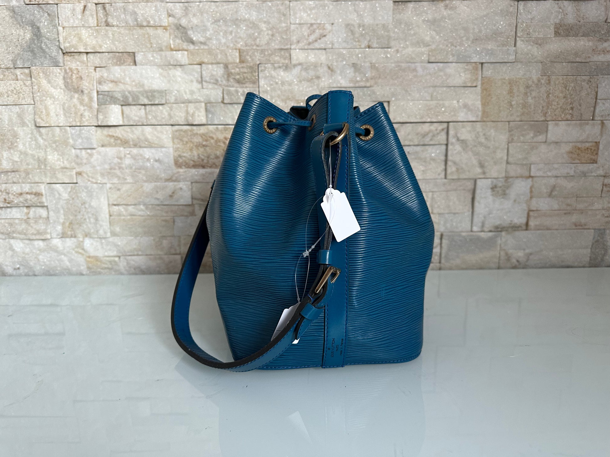Louis Vuitton Petit Noe Epi