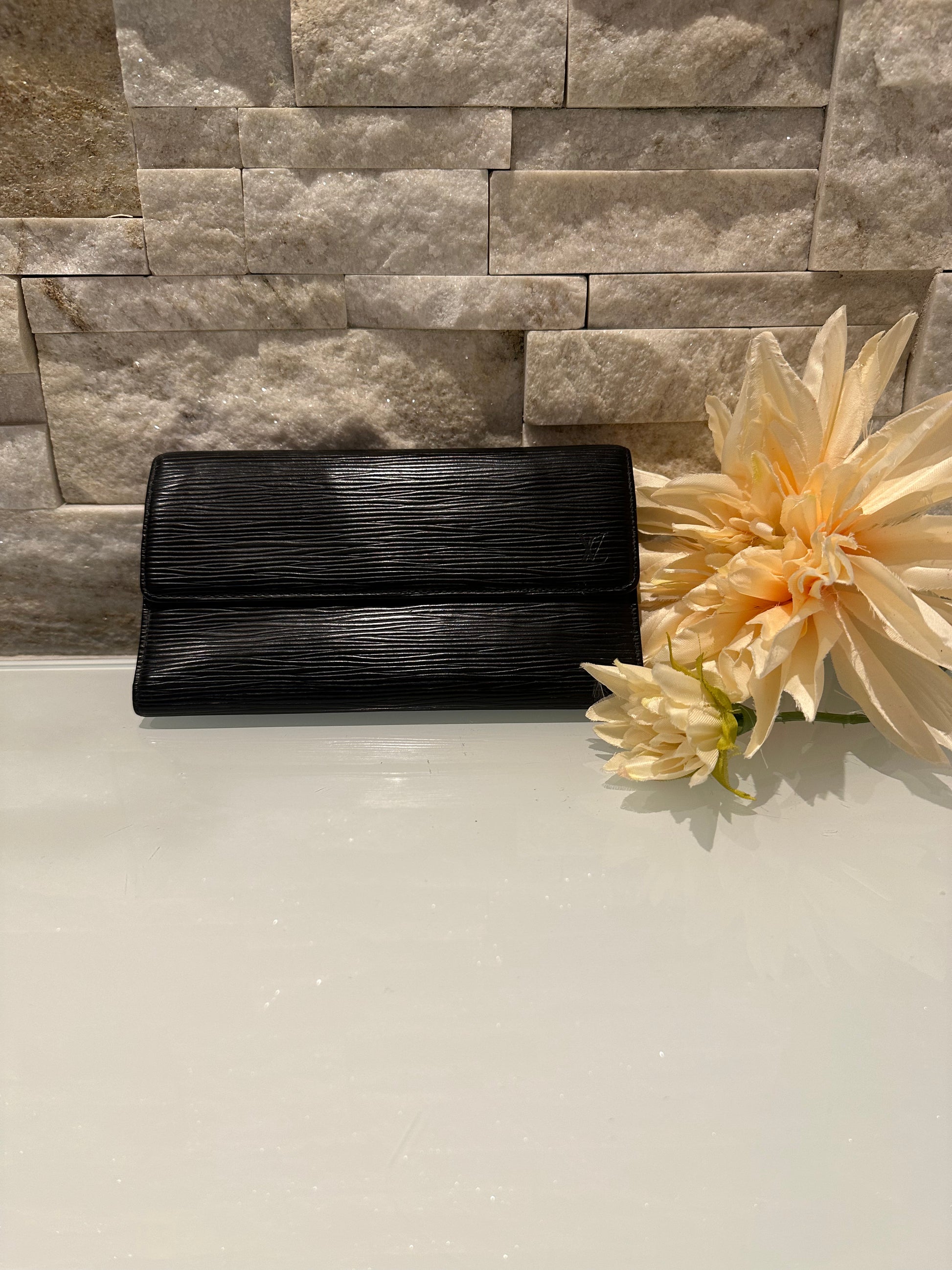 Louis Vuitton Long Wallet Epi