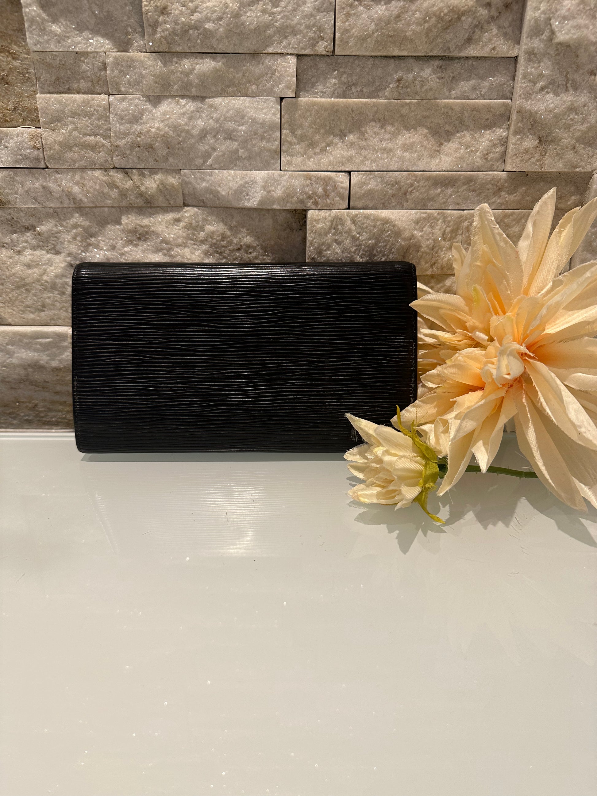 Louis Vuitton Long Wallet Epi