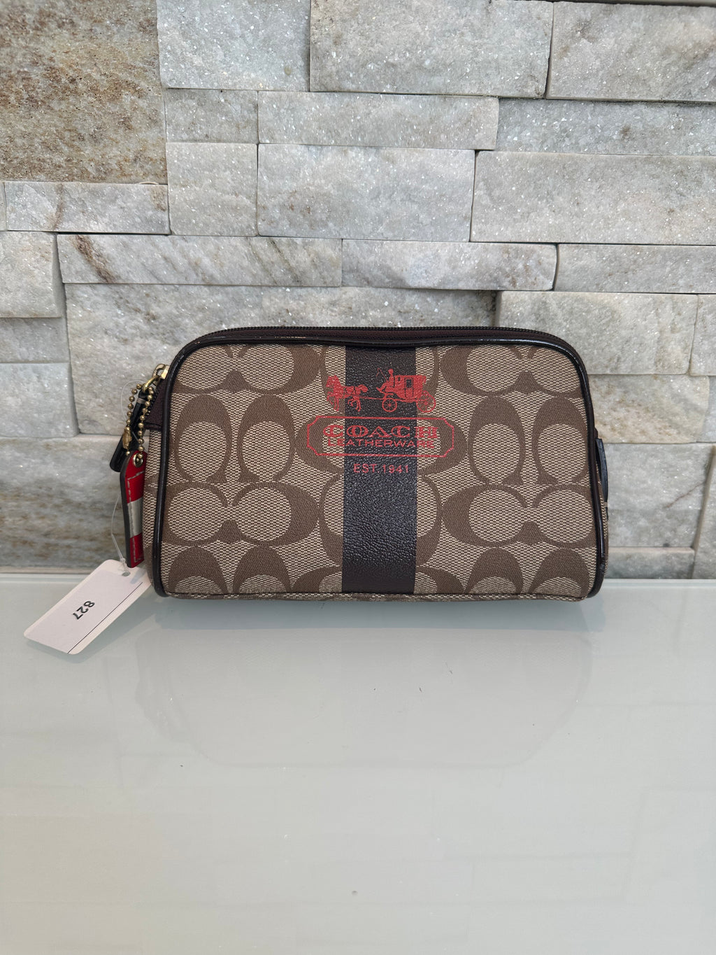 Coach Necessaire
