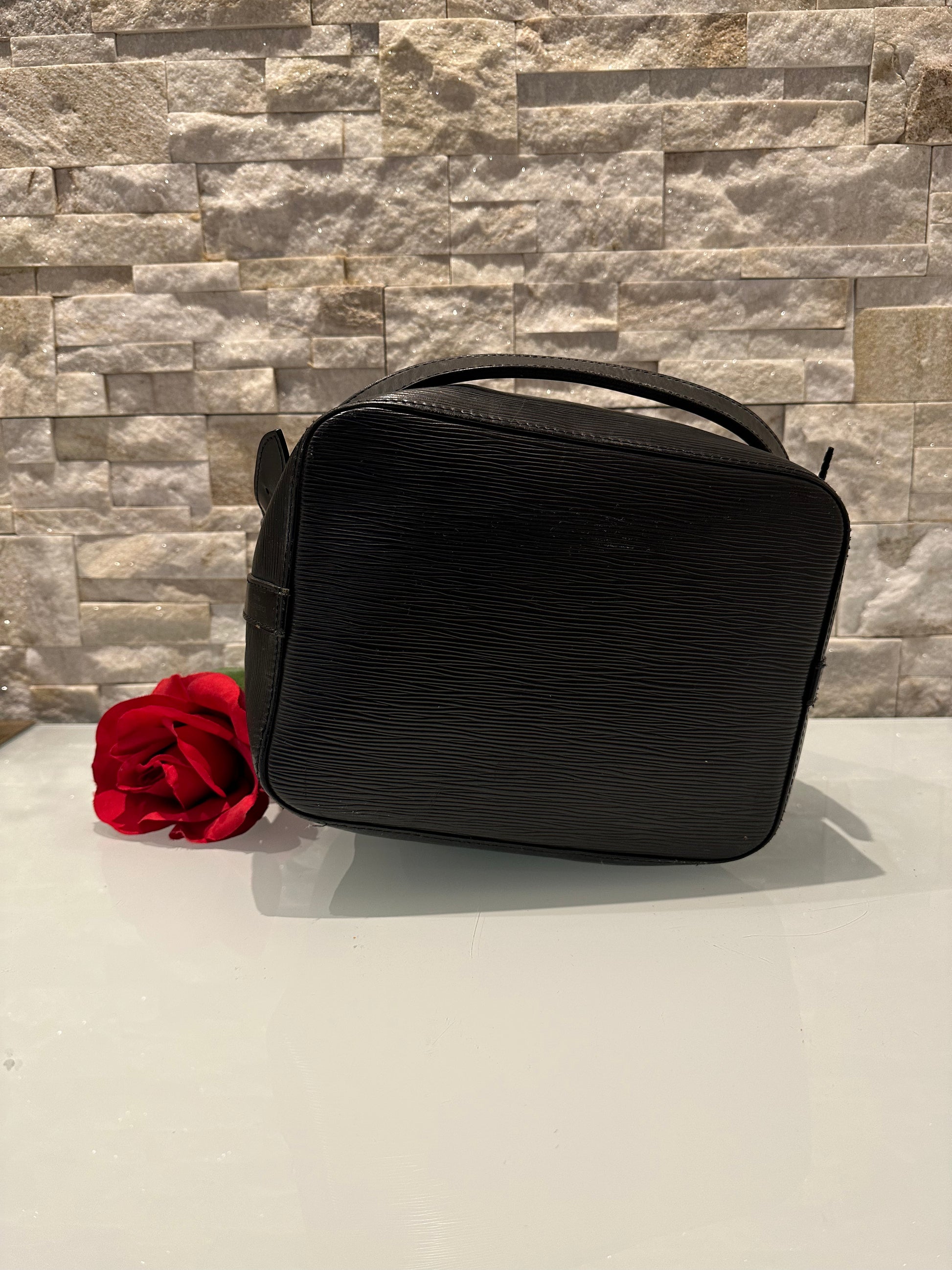 Louis Vuitton Petit Noe Epi