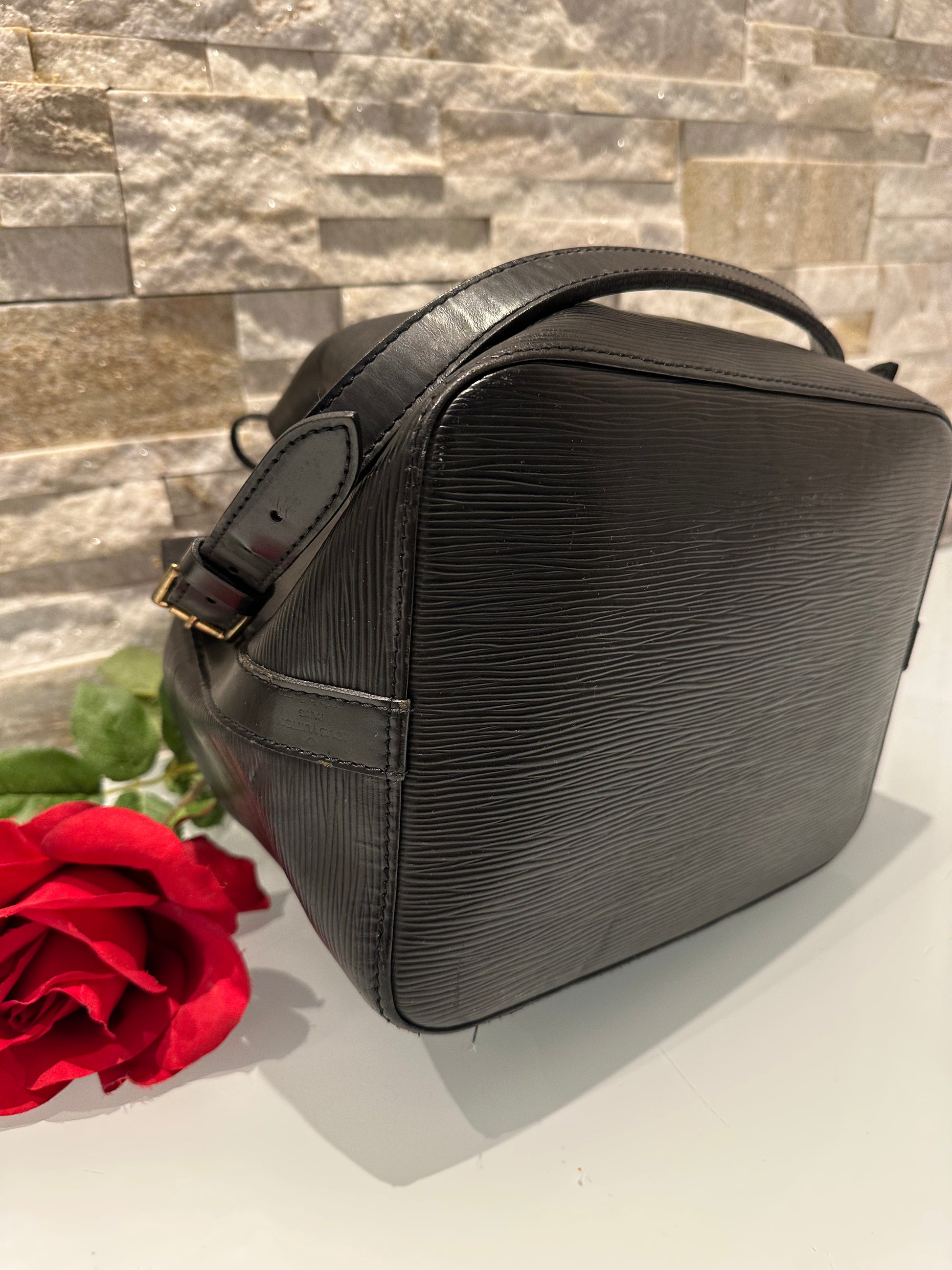 Louis Vuitton Petit Noe Epi