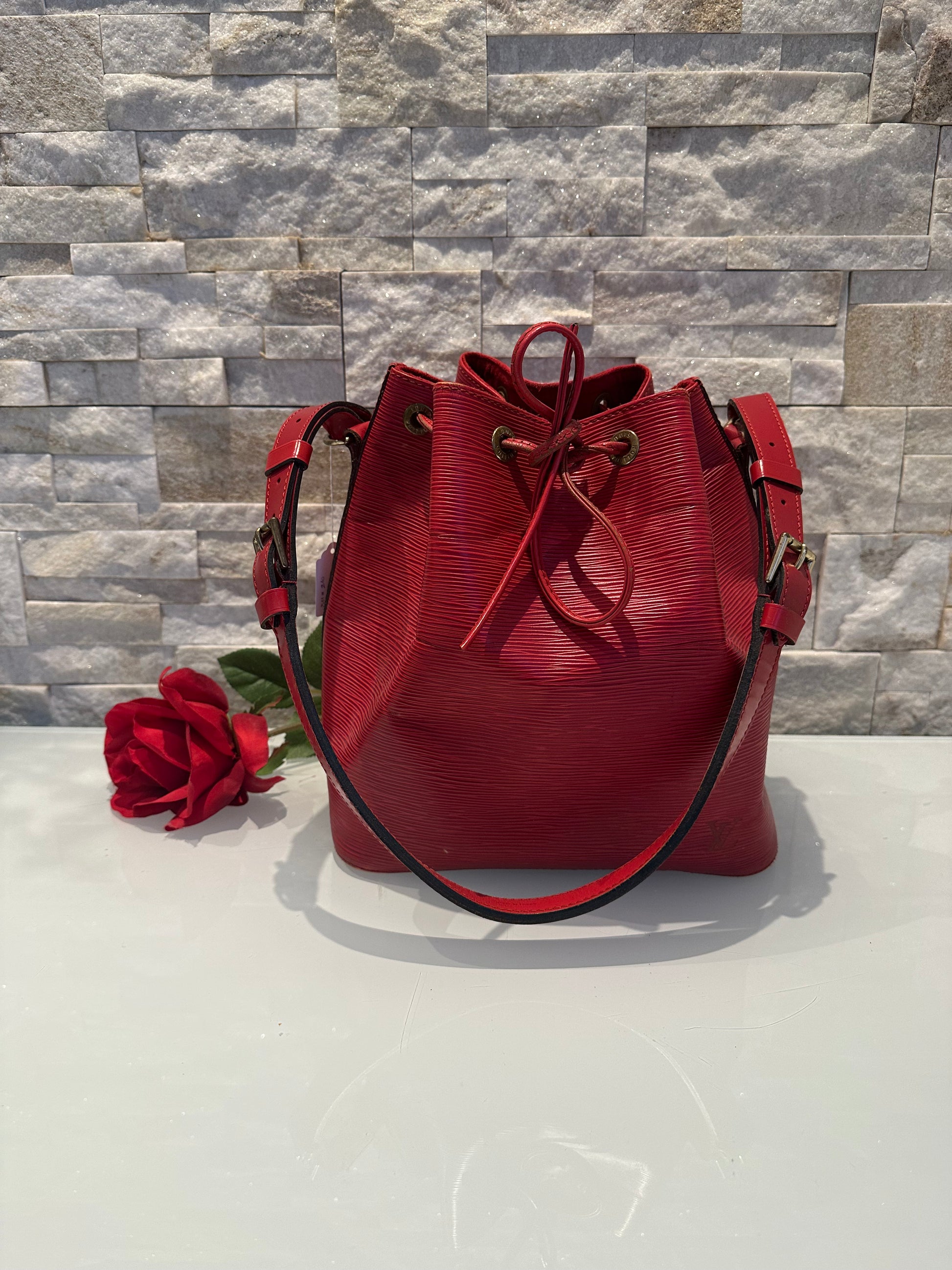 Louis Vuitton Petit Noe Epi