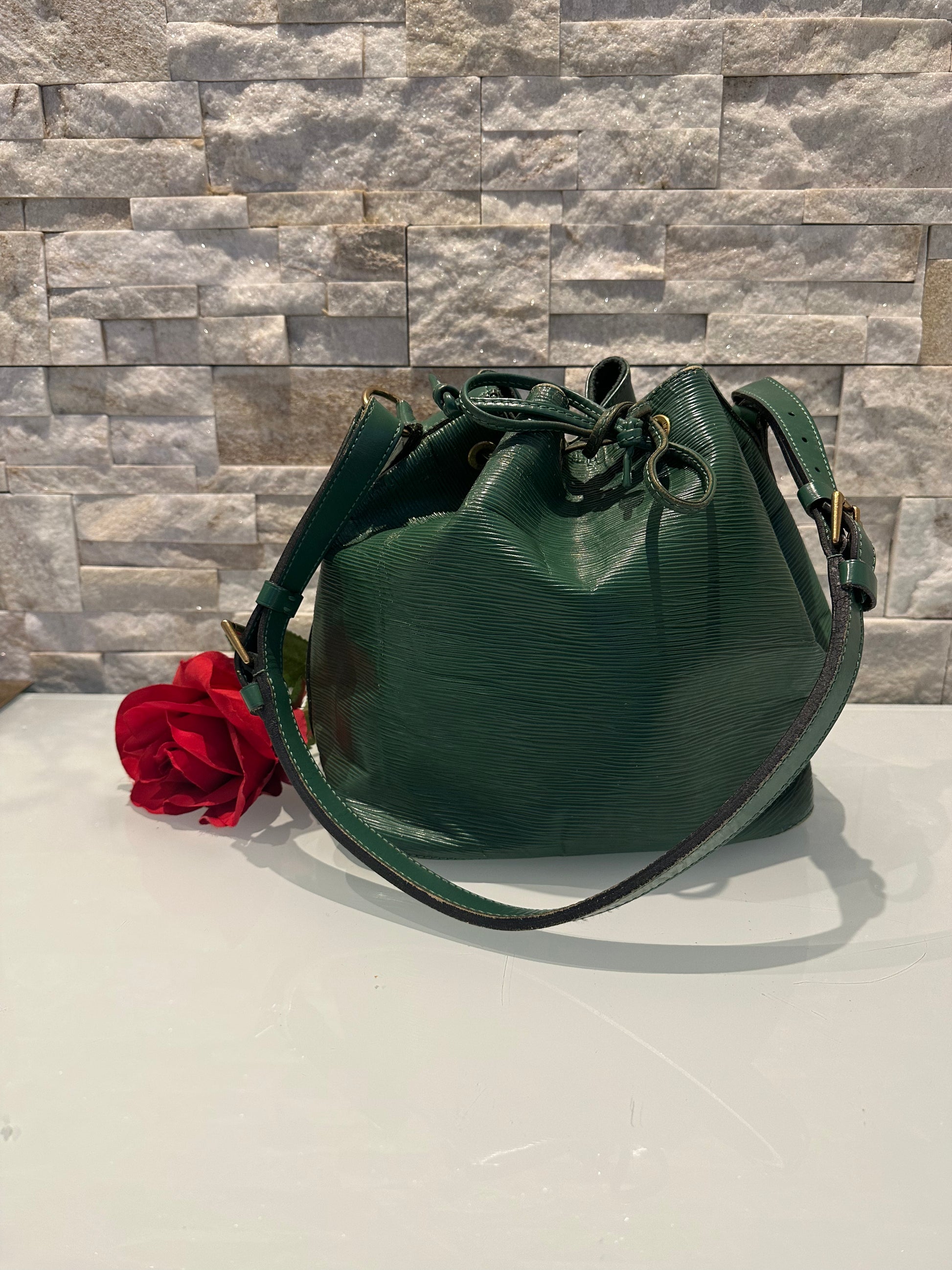 Louis Vuitton Petit Noe Epi