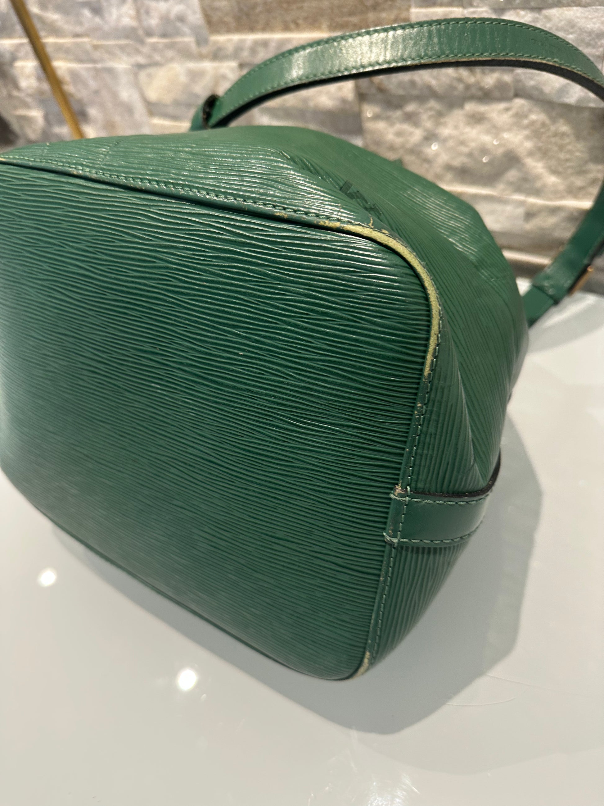 Louis Vuitton Petit Noe Epi