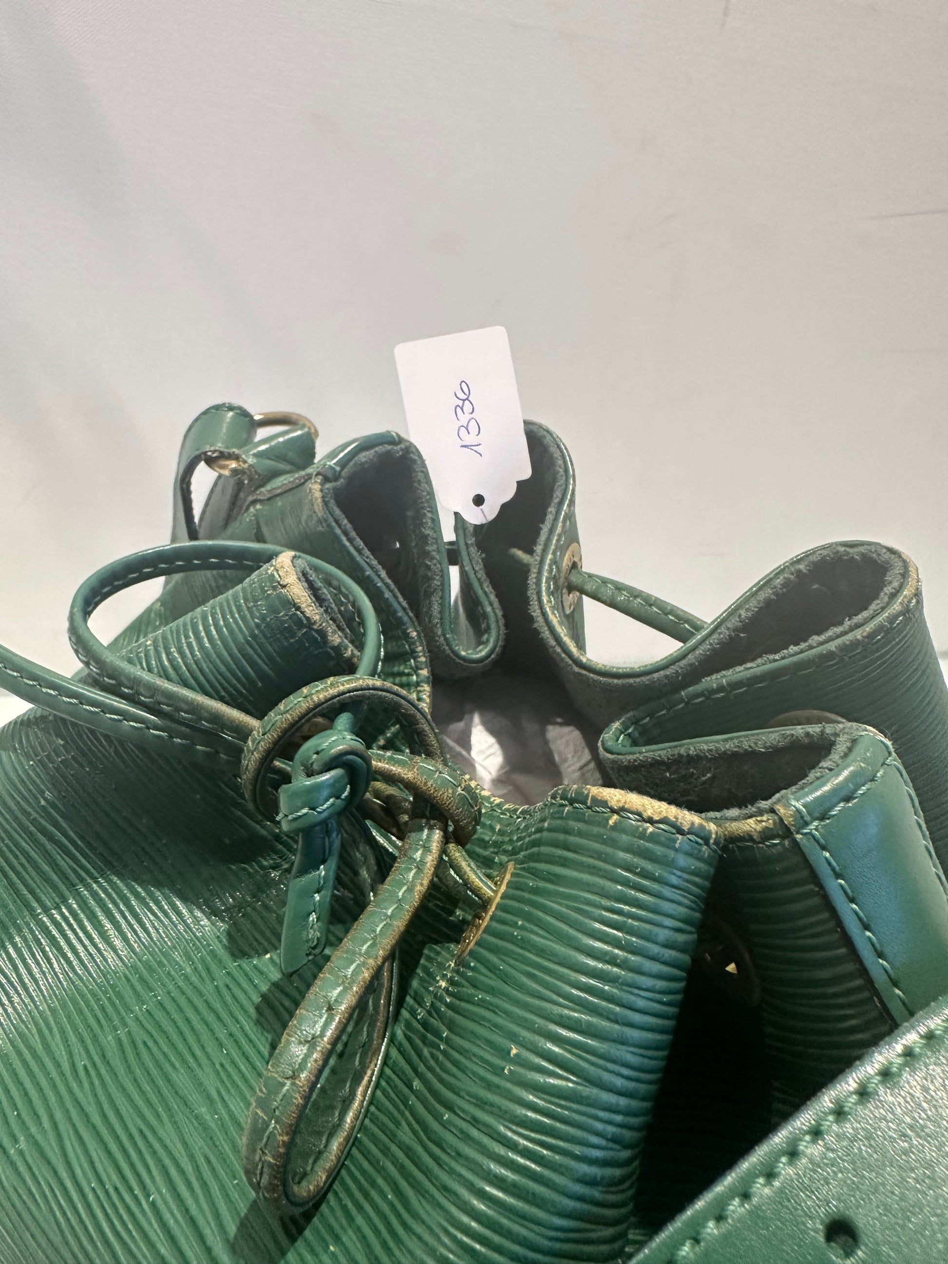 Louis Vuitton Petit Noe Epi