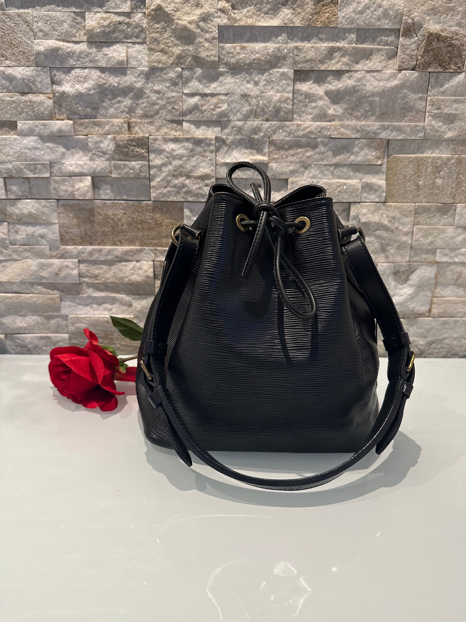 Louis Vuitton Petit Noe Epi