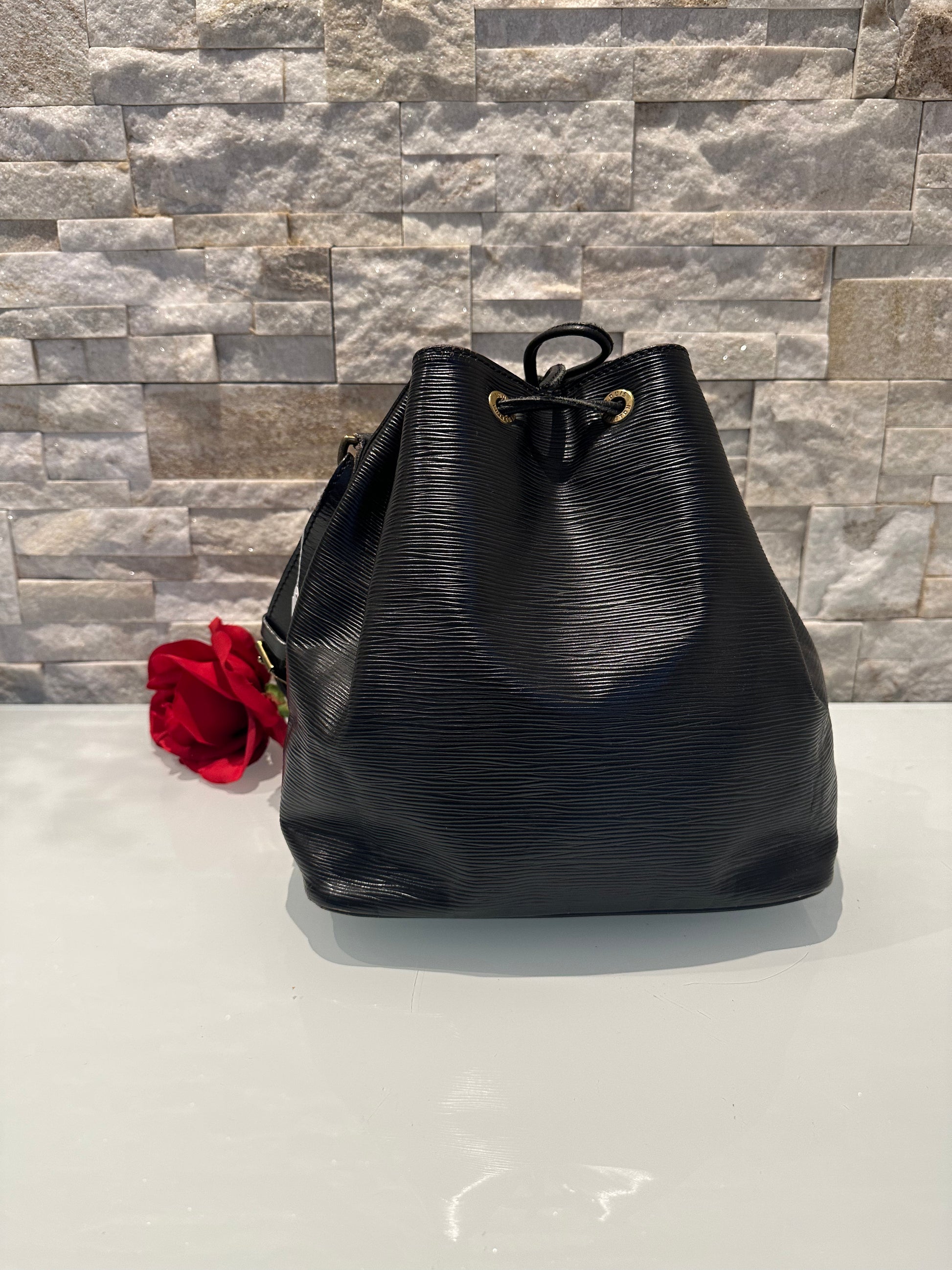 Louis Vuitton Petit Noe Epi