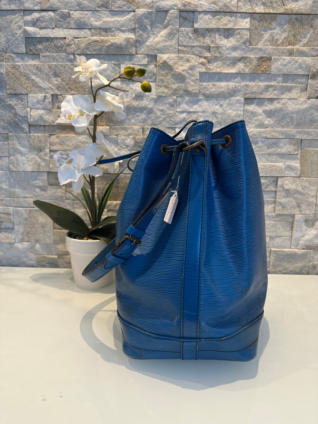 Louis Vuitton Grand Noe Epi