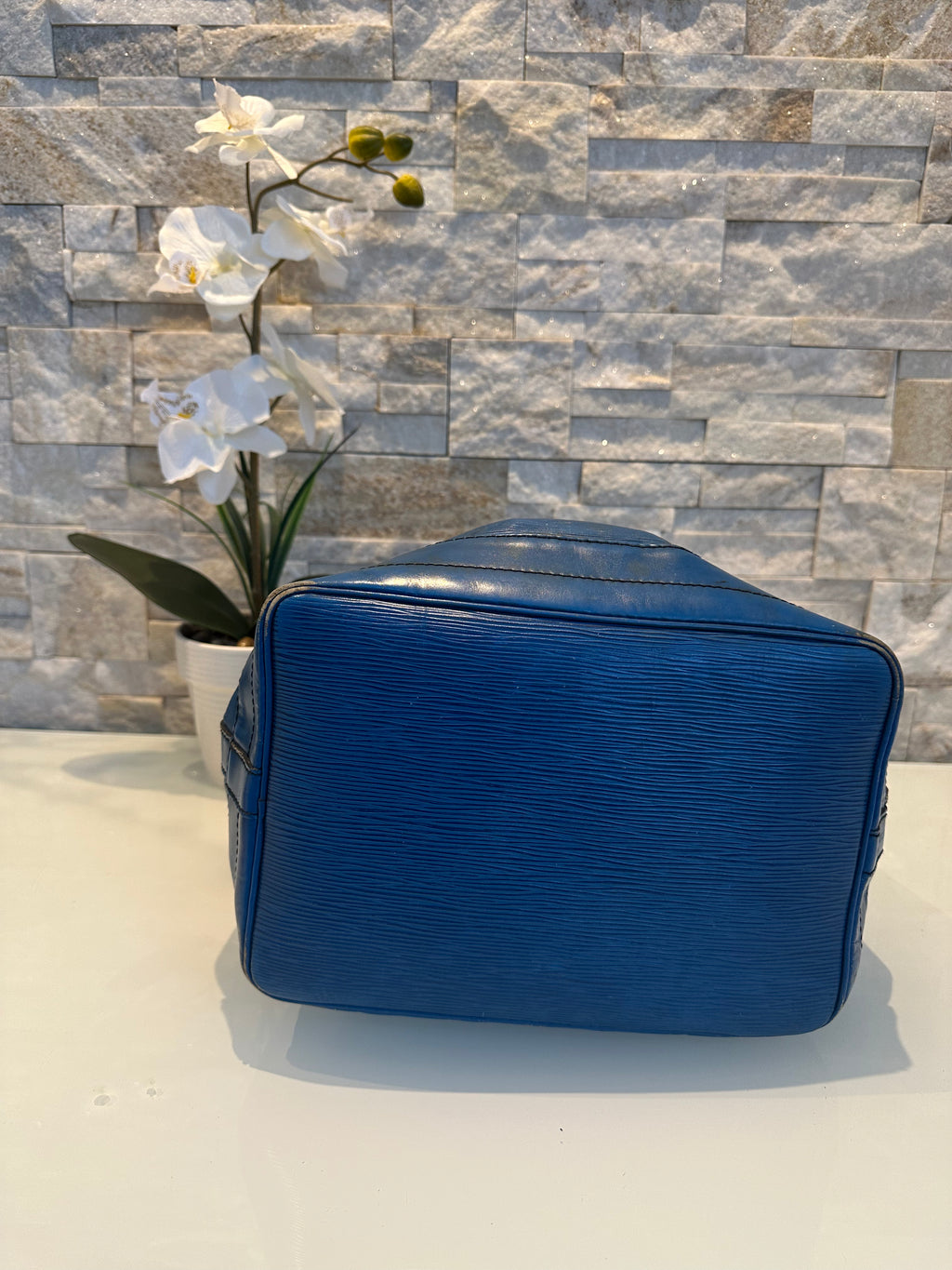 Louis Vuitton Grand Noe Epi