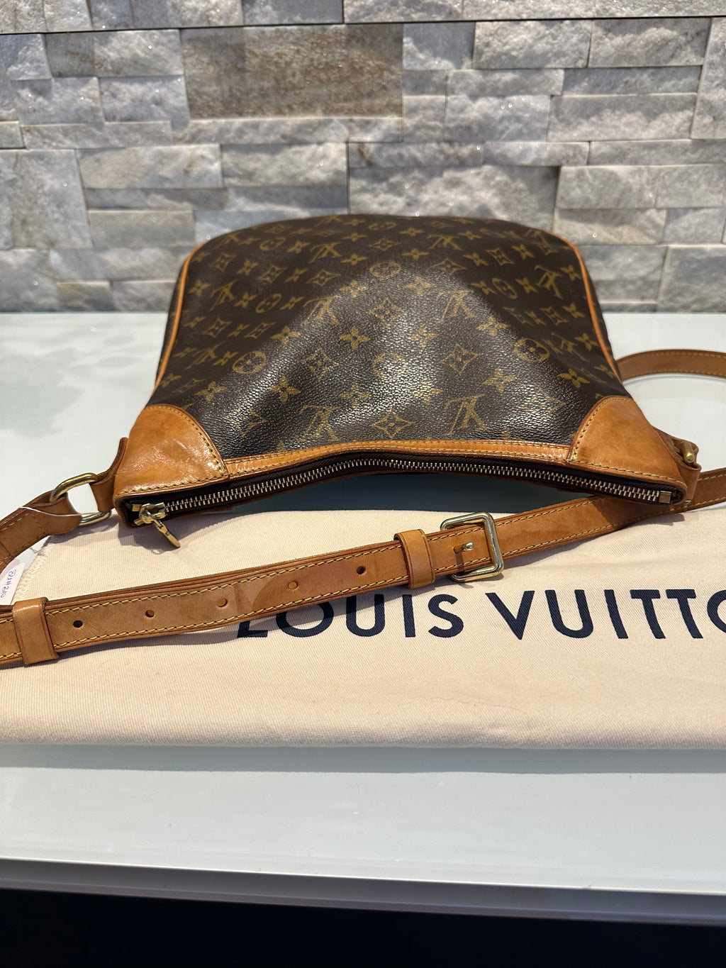 Louis Vuitton Odéon MM Canvas