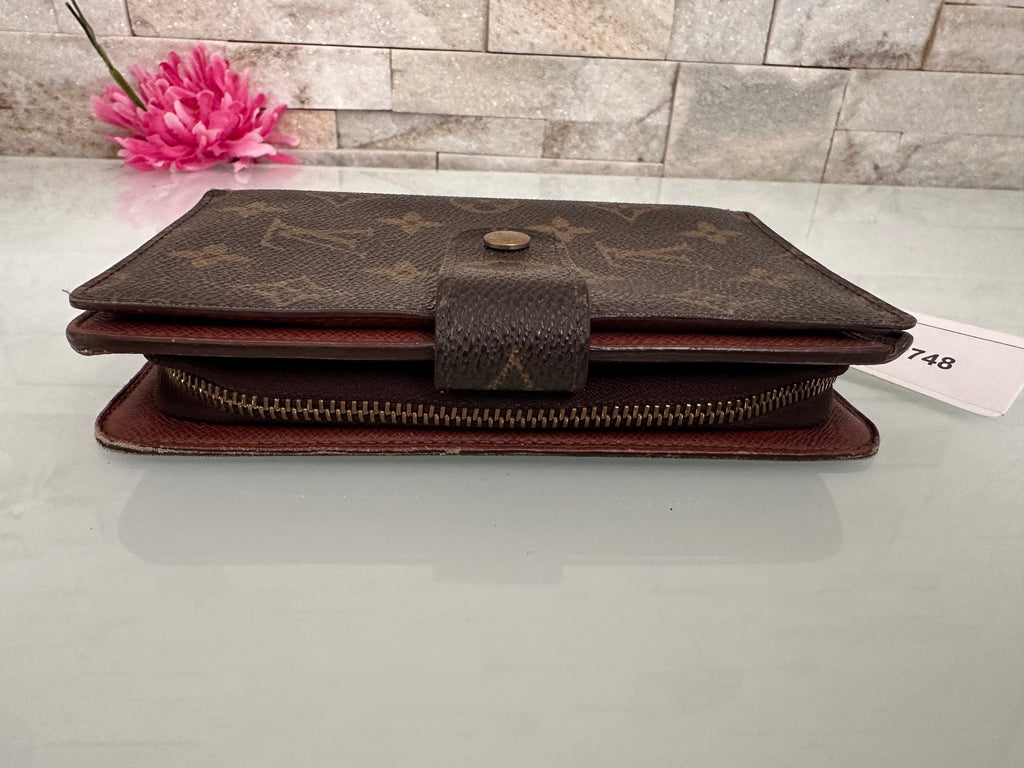 Louis Vuitton Wallet
