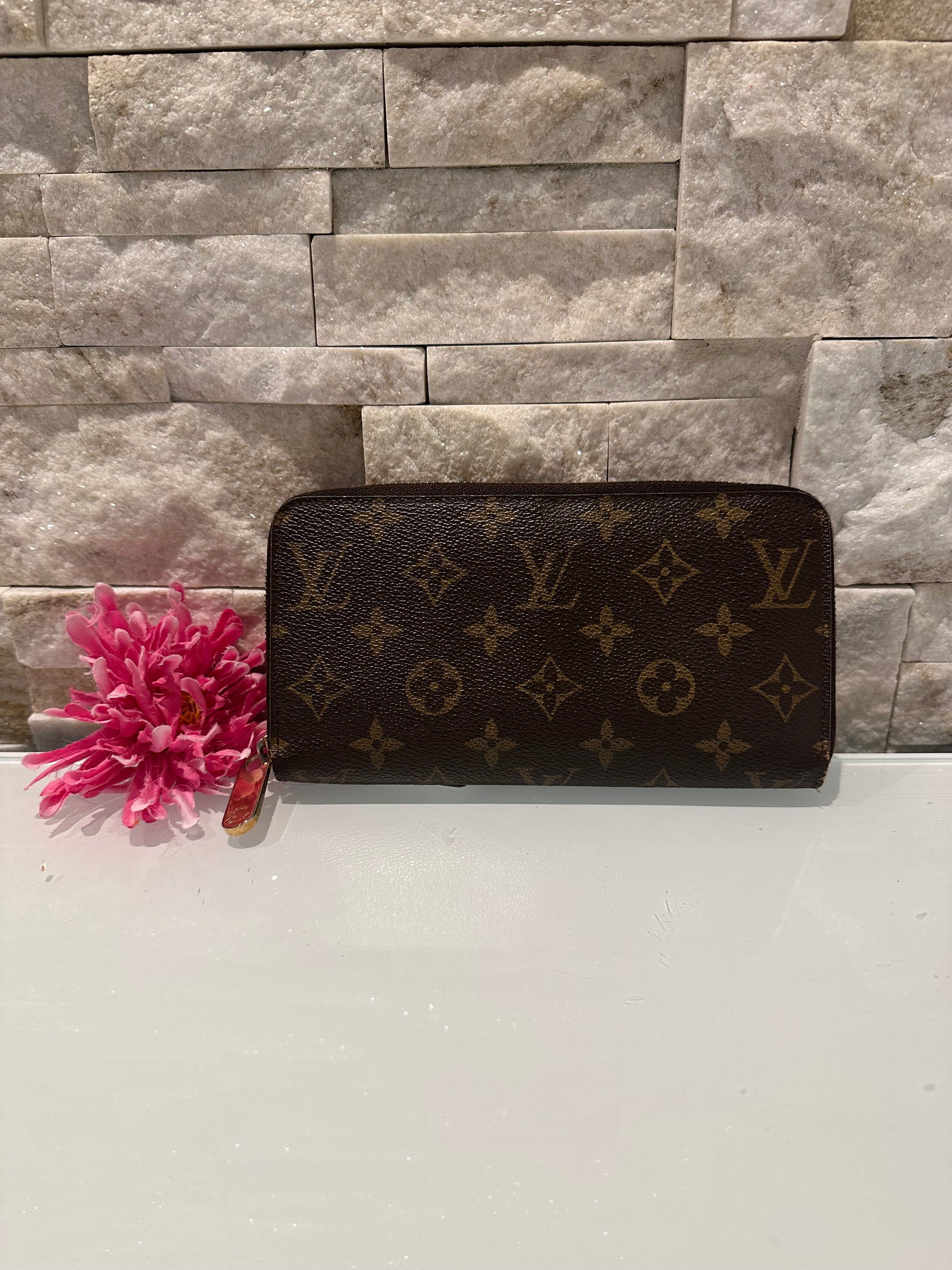 Louis Vuitton Long Wallet Zippy Canvas