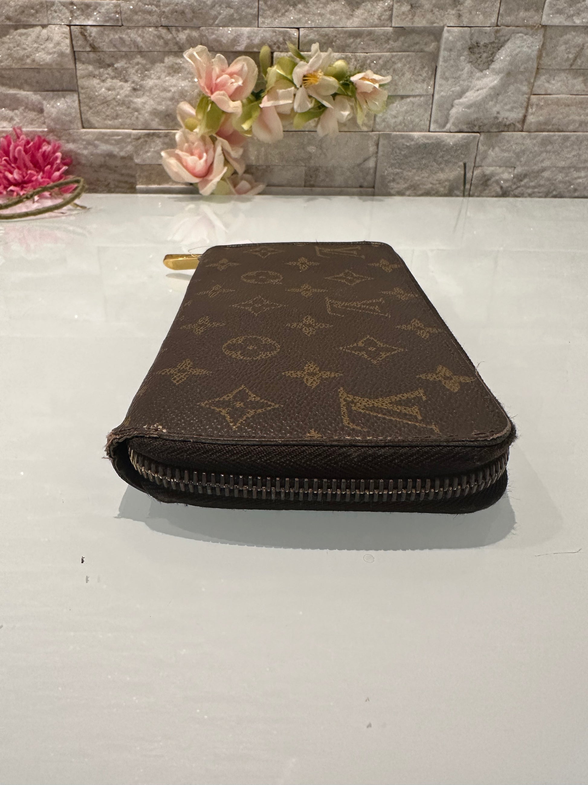 Louis Vuitton Long Wallet Zippy Canvas
