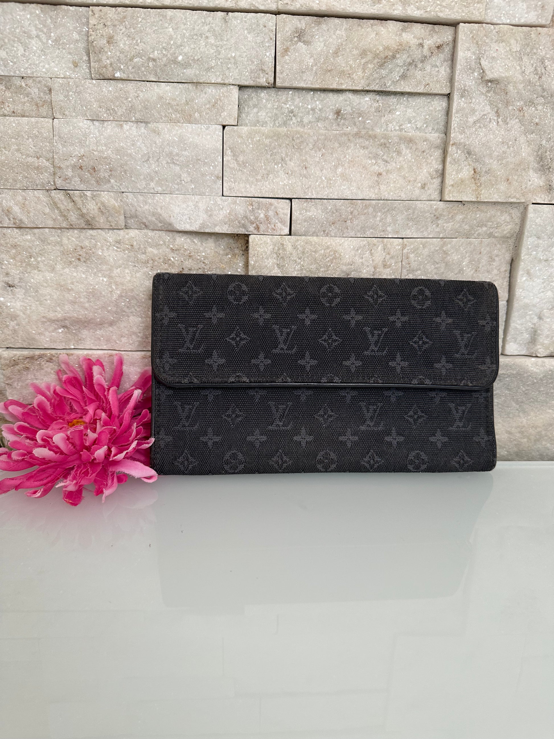 Louis Vuitton Long Wallet