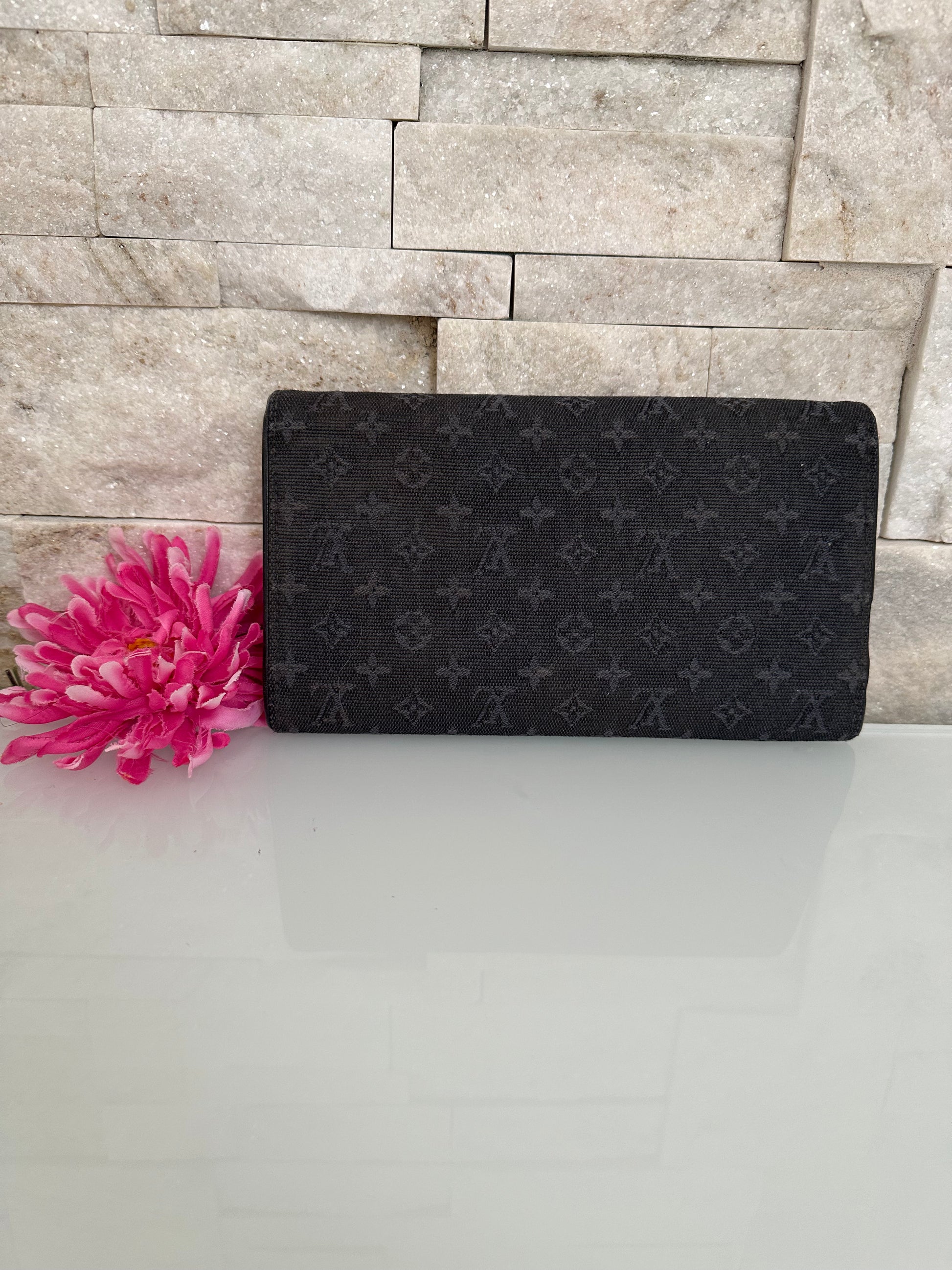 Louis Vuitton Long Wallet