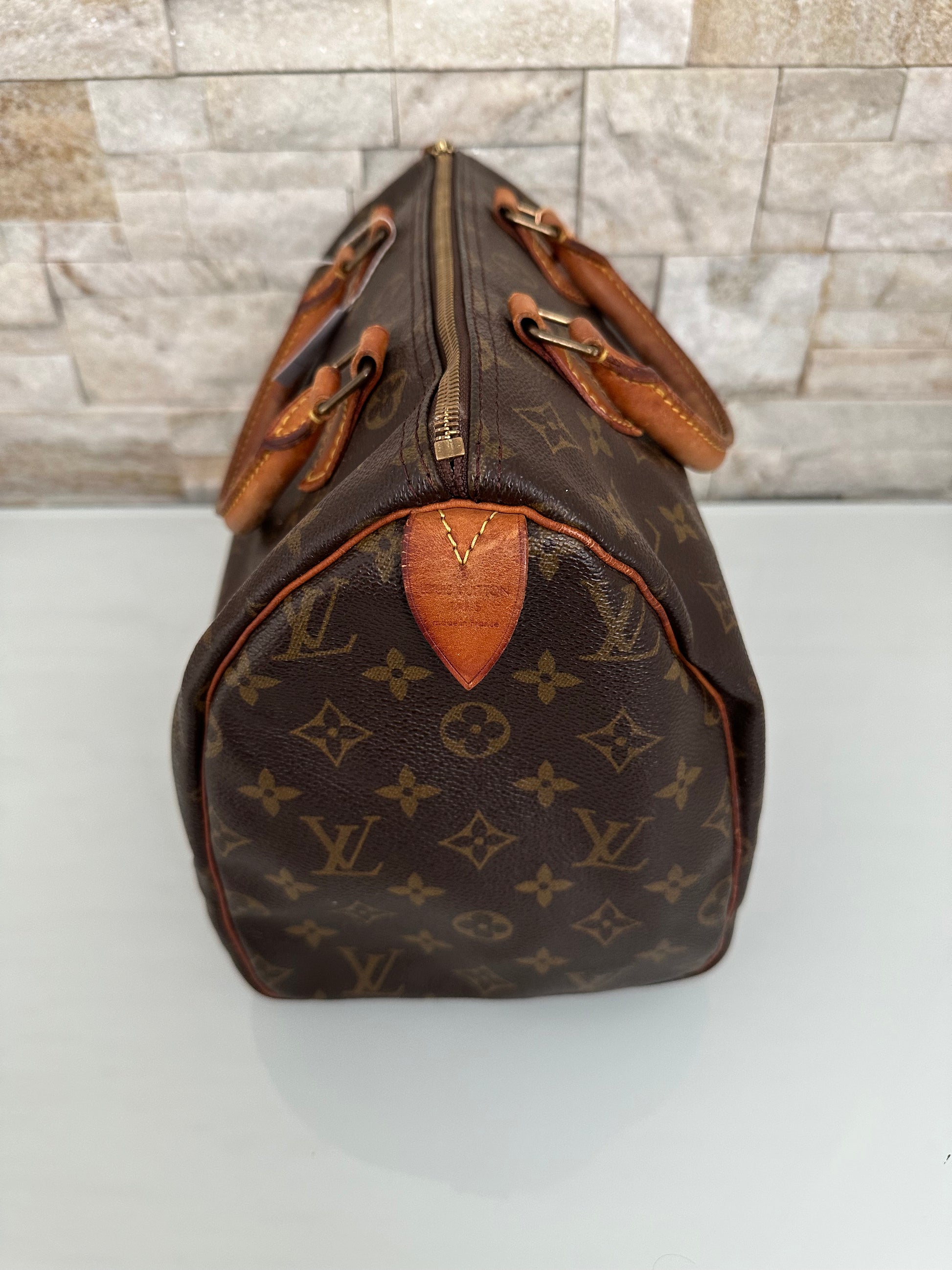 Louis Vuitton Speedy 30