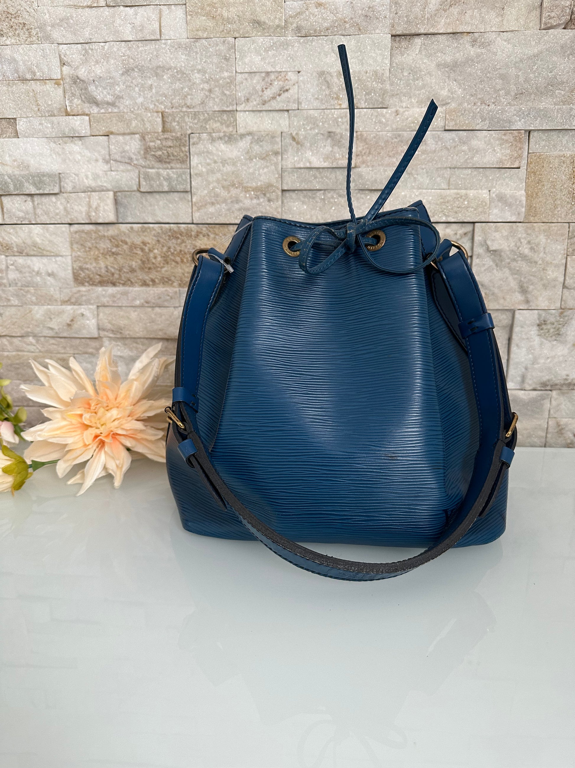 Louis Vuitton Petit Noe Epi