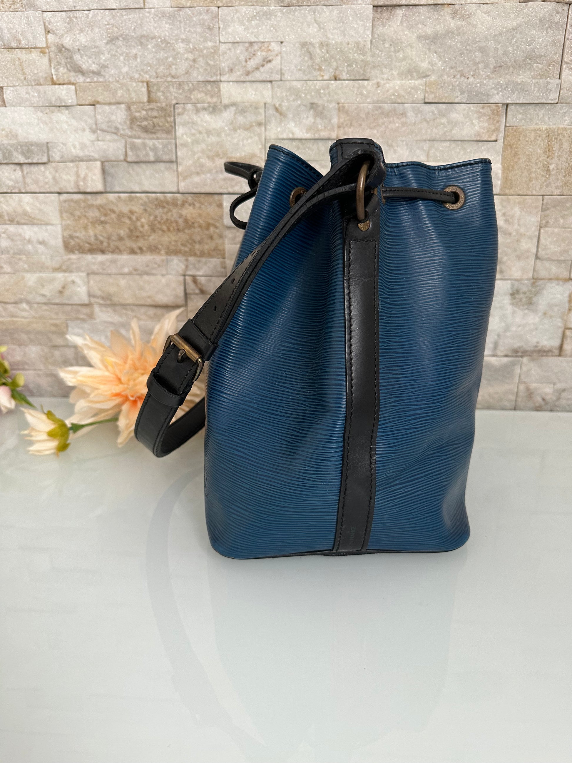 Louis Vuitton Petit Noe Epi