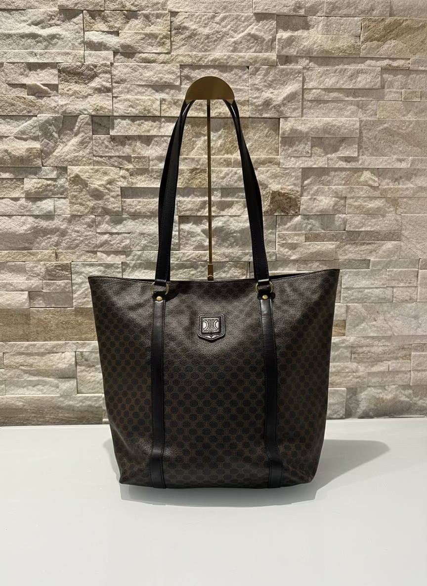 Celine Shopper