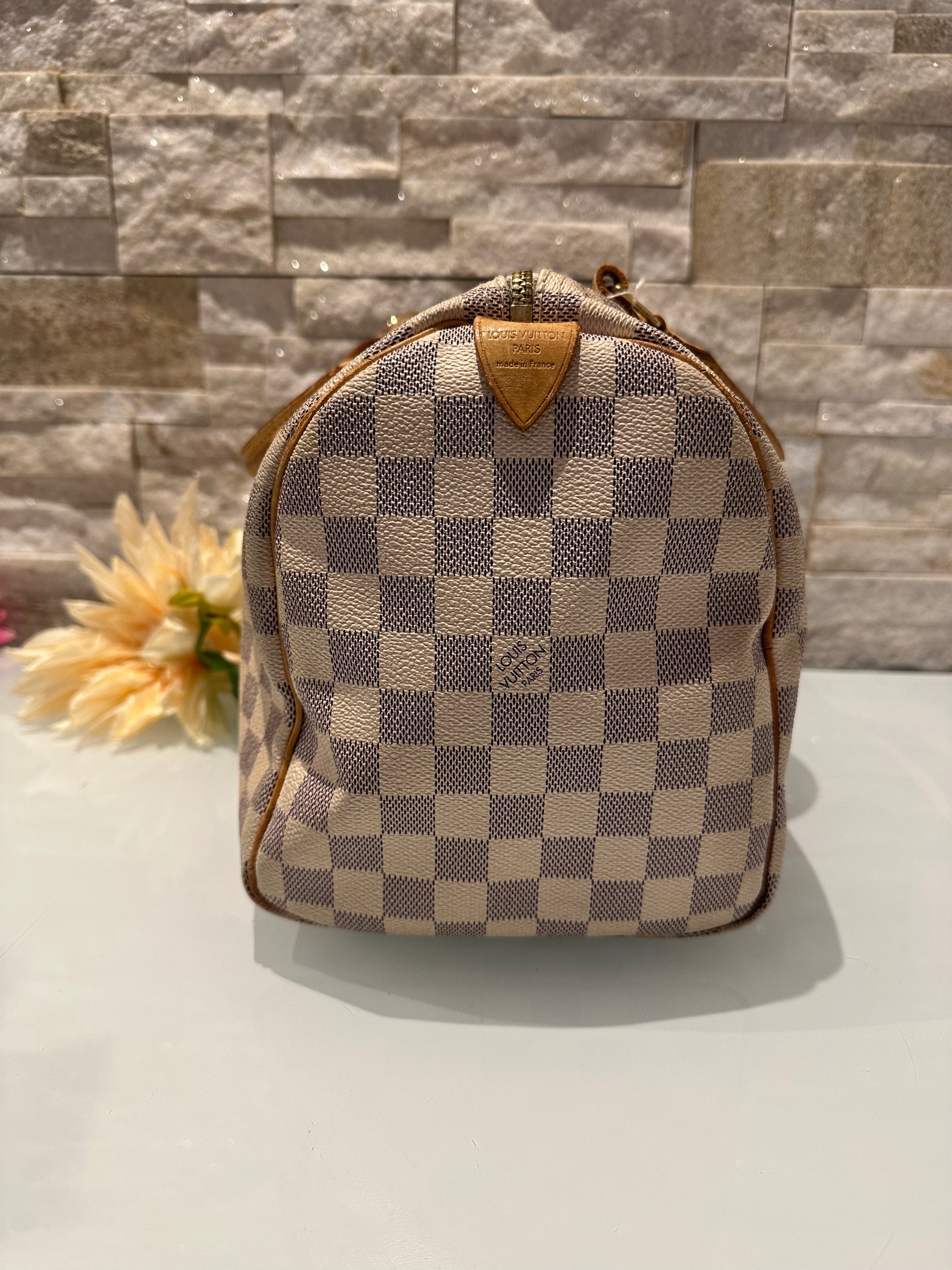 Louis Vuitton Speedy 30