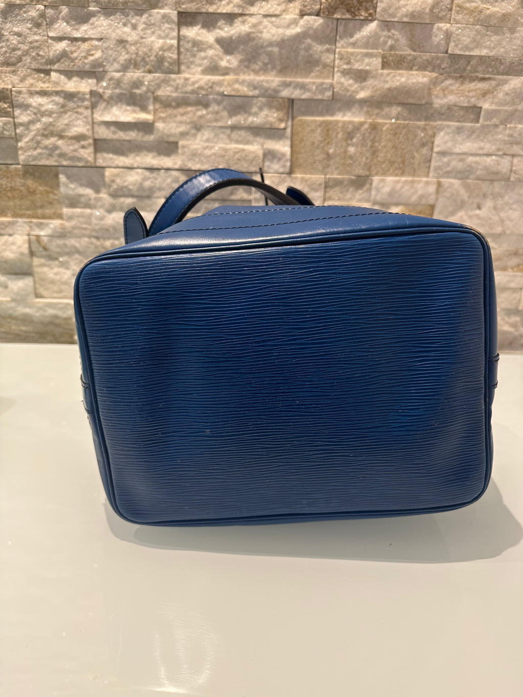 Louis Vuitton Grand Noe Epi